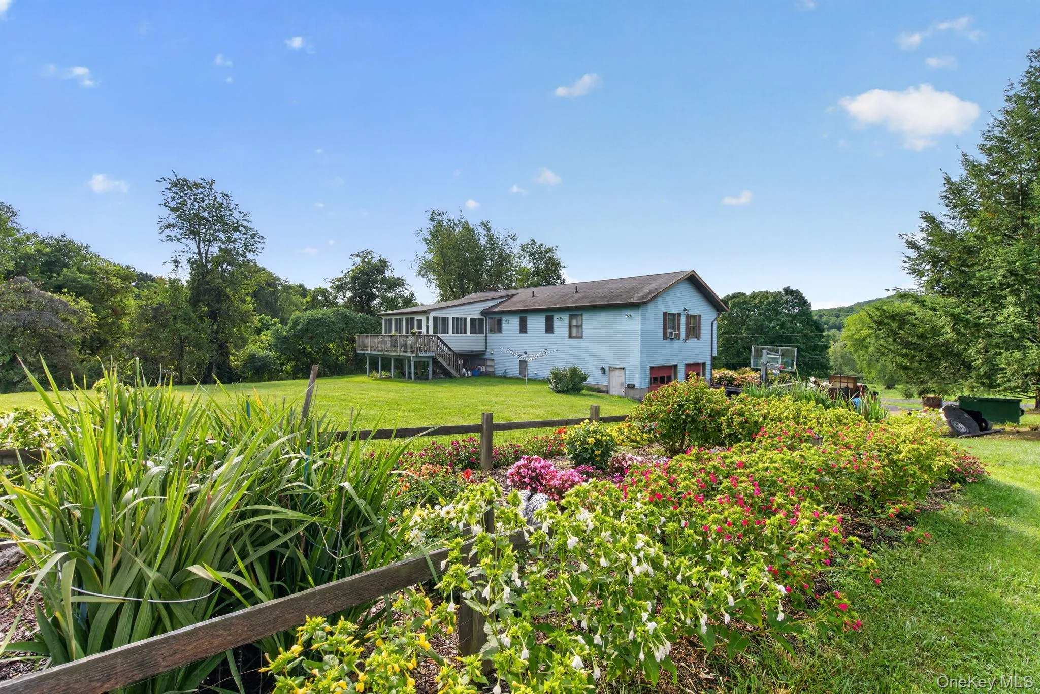 191 Bedell Avenue, Lloyd, NY, 5 Bedrooms Bedrooms, 9 Rooms Rooms,3 BathroomsBathrooms,Residential,For Rent,Bedell,0,1049126 191 Bedell Avenue, Lloyd, NY, 5 Bedrooms Bedrooms, 9 Rooms Rooms,3 BathroomsBathrooms,Residential,For Rent,Bedell,0,1049126