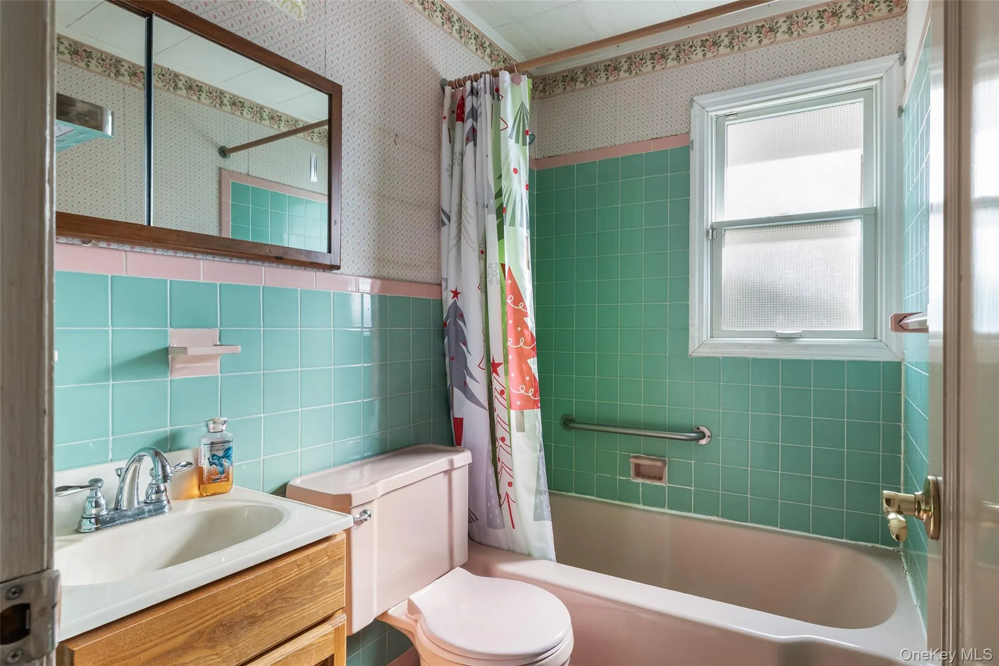 46 Woodbine Drive, Oyster Bay, NY, 4 Bedrooms Bedrooms, 8 Rooms Rooms,2 BathroomsBathrooms,Residential,For Rent,Woodbine,0,1049130 46 Woodbine Drive, Oyster Bay, NY, 4 Bedrooms Bedrooms, 8 Rooms Rooms,2 BathroomsBathrooms,Residential,For Rent,Woodbine,0,1049130