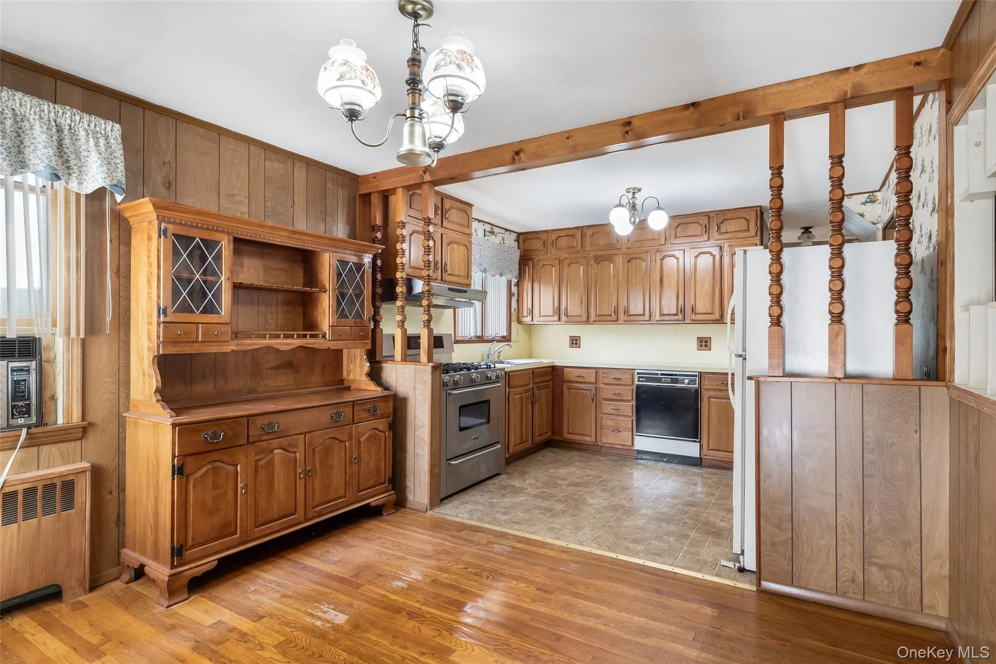 46 Woodbine Drive, Oyster Bay, NY, 4 Bedrooms Bedrooms, 8 Rooms Rooms,2 BathroomsBathrooms,Residential,For Rent,Woodbine,0,1049130 46 Woodbine Drive, Oyster Bay, NY, 4 Bedrooms Bedrooms, 8 Rooms Rooms,2 BathroomsBathrooms,Residential,For Rent,Woodbine,0,1049130