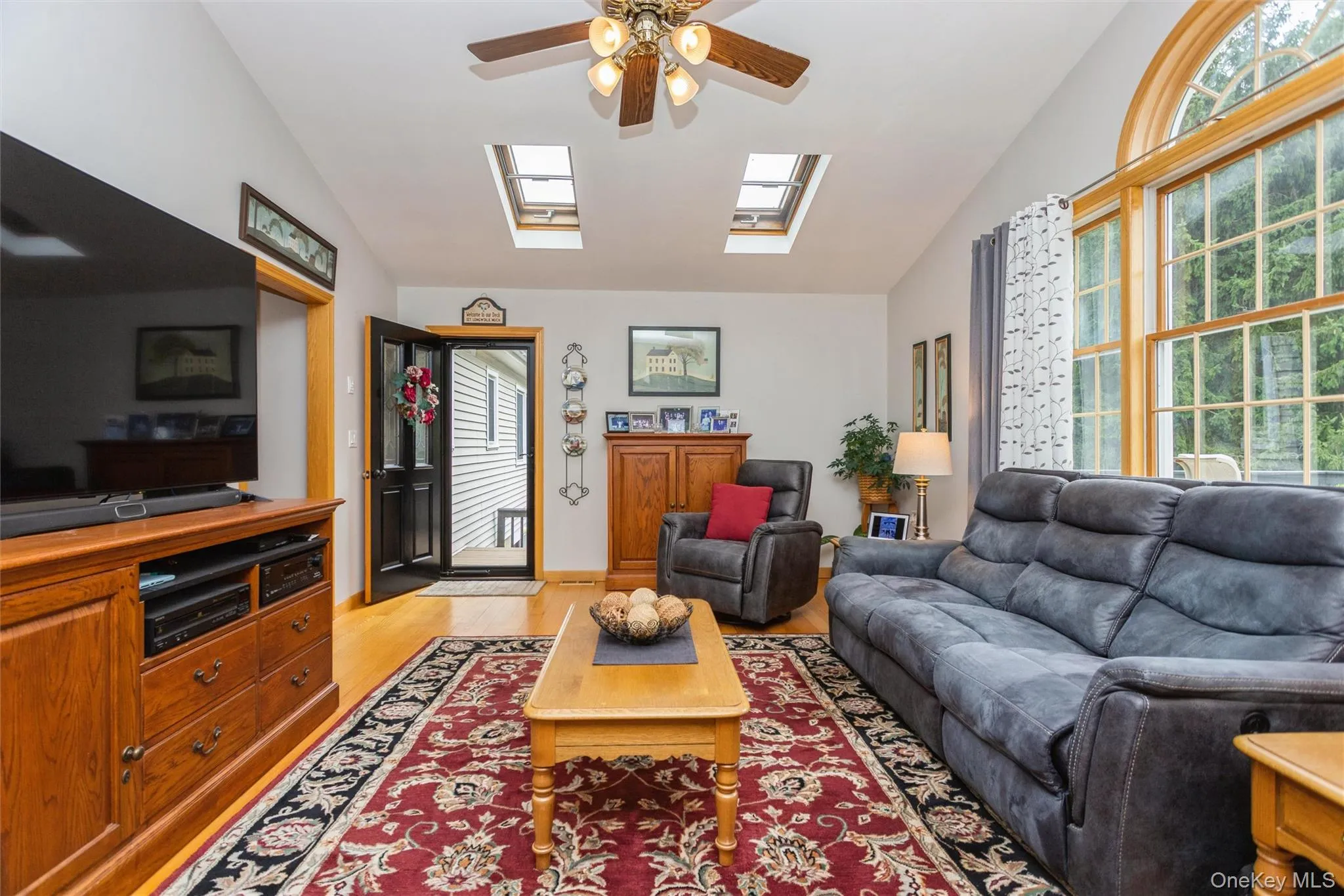 252 Buttonwood Avenue, Cortlandt, NY, 4 Bedrooms Bedrooms, 8 Rooms Rooms,2 BathroomsBathrooms,Residential,For Rent,Buttonwood,0,1049132 252 Buttonwood Avenue, Cortlandt, NY, 4 Bedrooms Bedrooms, 8 Rooms Rooms,2 BathroomsBathrooms,Residential,For Rent,Buttonwood,0,1049132