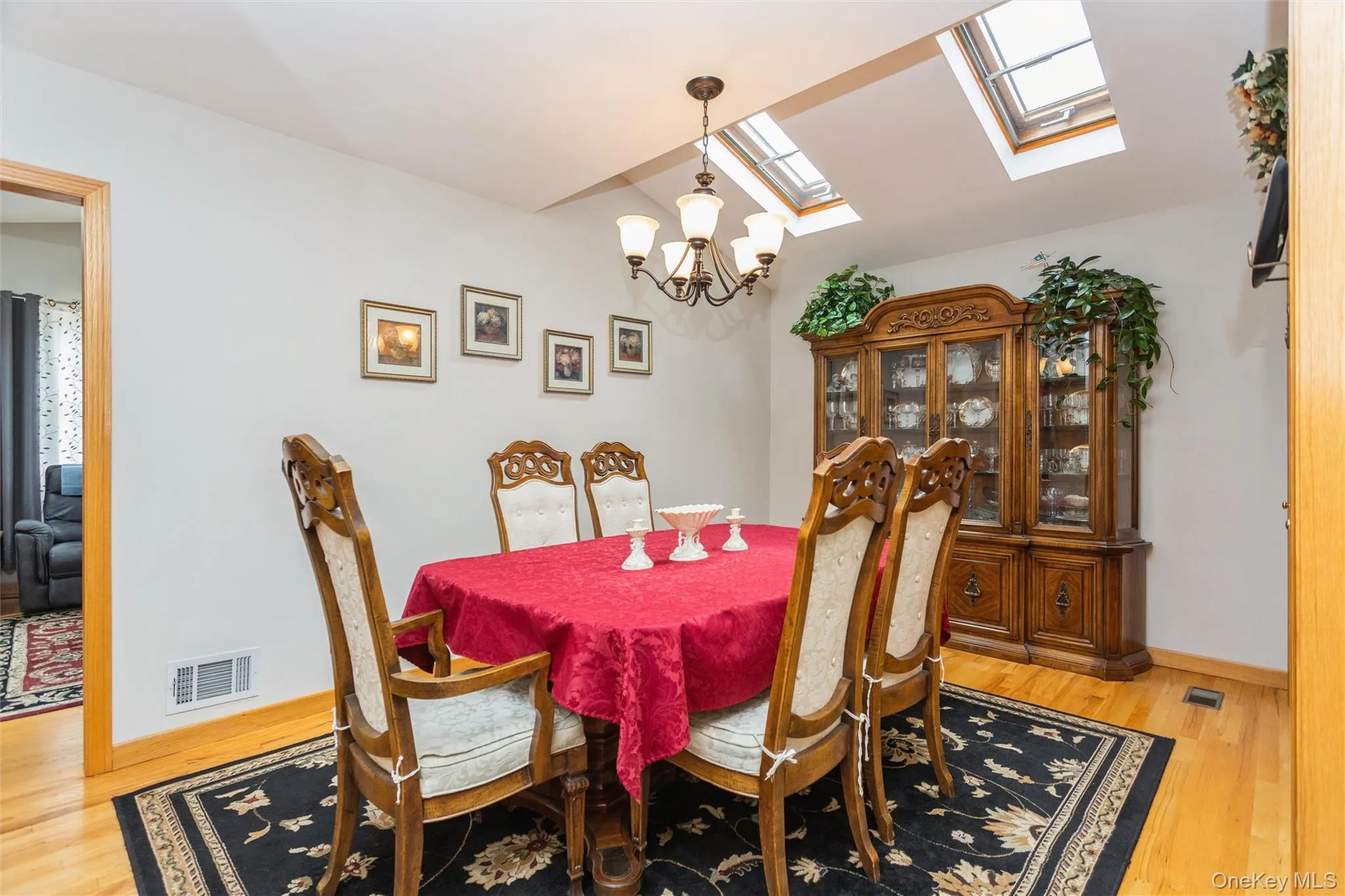 252 Buttonwood Avenue, Cortlandt, NY, 4 Bedrooms Bedrooms, 8 Rooms Rooms,2 BathroomsBathrooms,Residential,For Rent,Buttonwood,0,1049132 252 Buttonwood Avenue, Cortlandt, NY, 4 Bedrooms Bedrooms, 8 Rooms Rooms,2 BathroomsBathrooms,Residential,For Rent,Buttonwood,0,1049132
