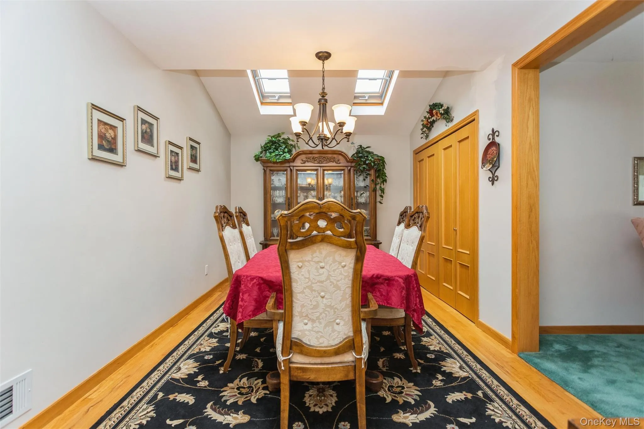 252 Buttonwood Avenue, Cortlandt, NY, 4 Bedrooms Bedrooms, 8 Rooms Rooms,2 BathroomsBathrooms,Residential,For Rent,Buttonwood,0,1049132 252 Buttonwood Avenue, Cortlandt, NY, 4 Bedrooms Bedrooms, 8 Rooms Rooms,2 BathroomsBathrooms,Residential,For Rent,Buttonwood,0,1049132