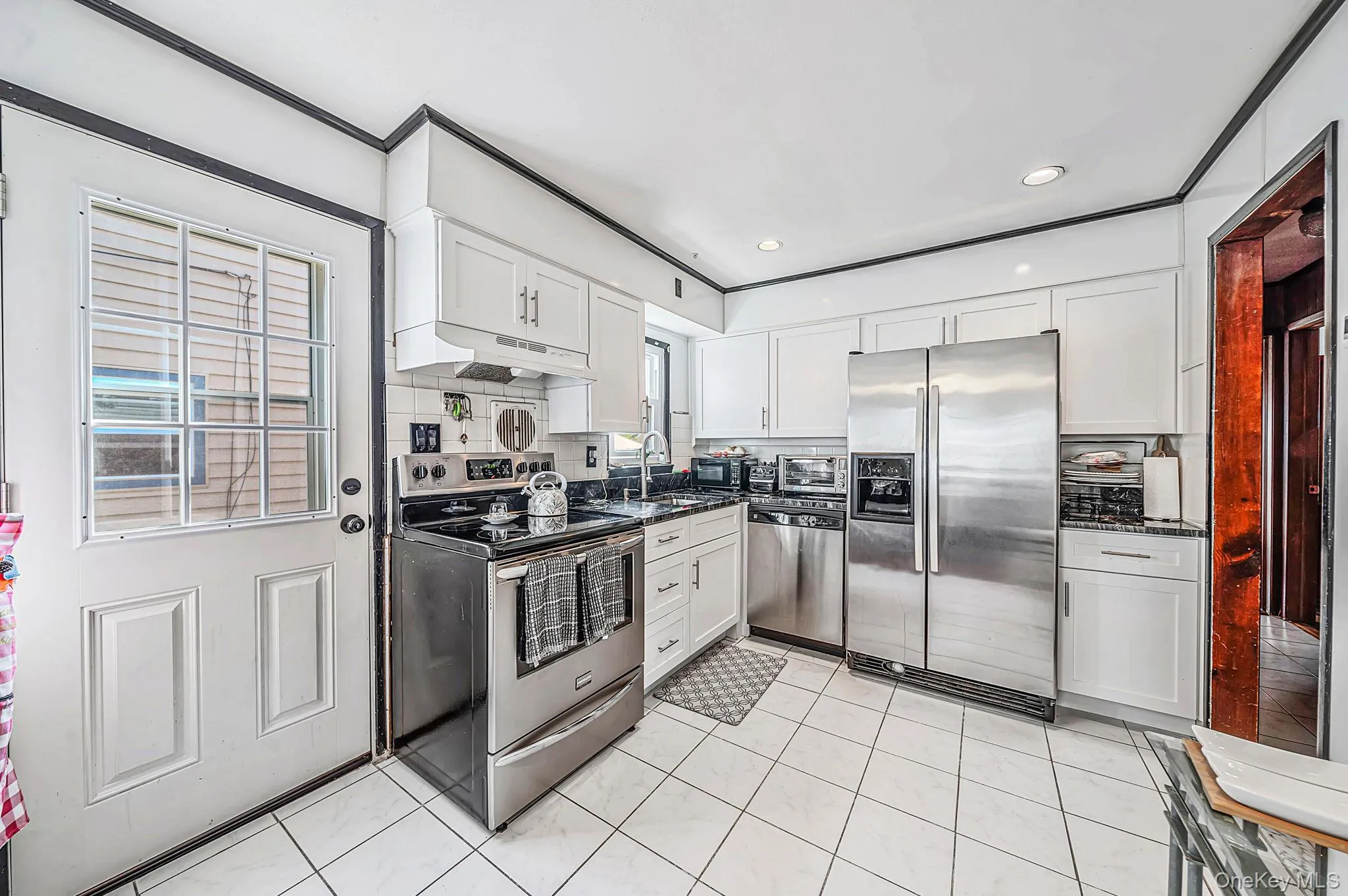 67 Holly Avenue, Hempstead, NY, 4 Bedrooms Bedrooms, 7 Rooms Rooms,1 BathroomBathrooms,Residential,For Rent,Holly,0,1049140 67 Holly Avenue, Hempstead, NY, 4 Bedrooms Bedrooms, 7 Rooms Rooms,1 BathroomBathrooms,Residential,For Rent,Holly,0,1049140