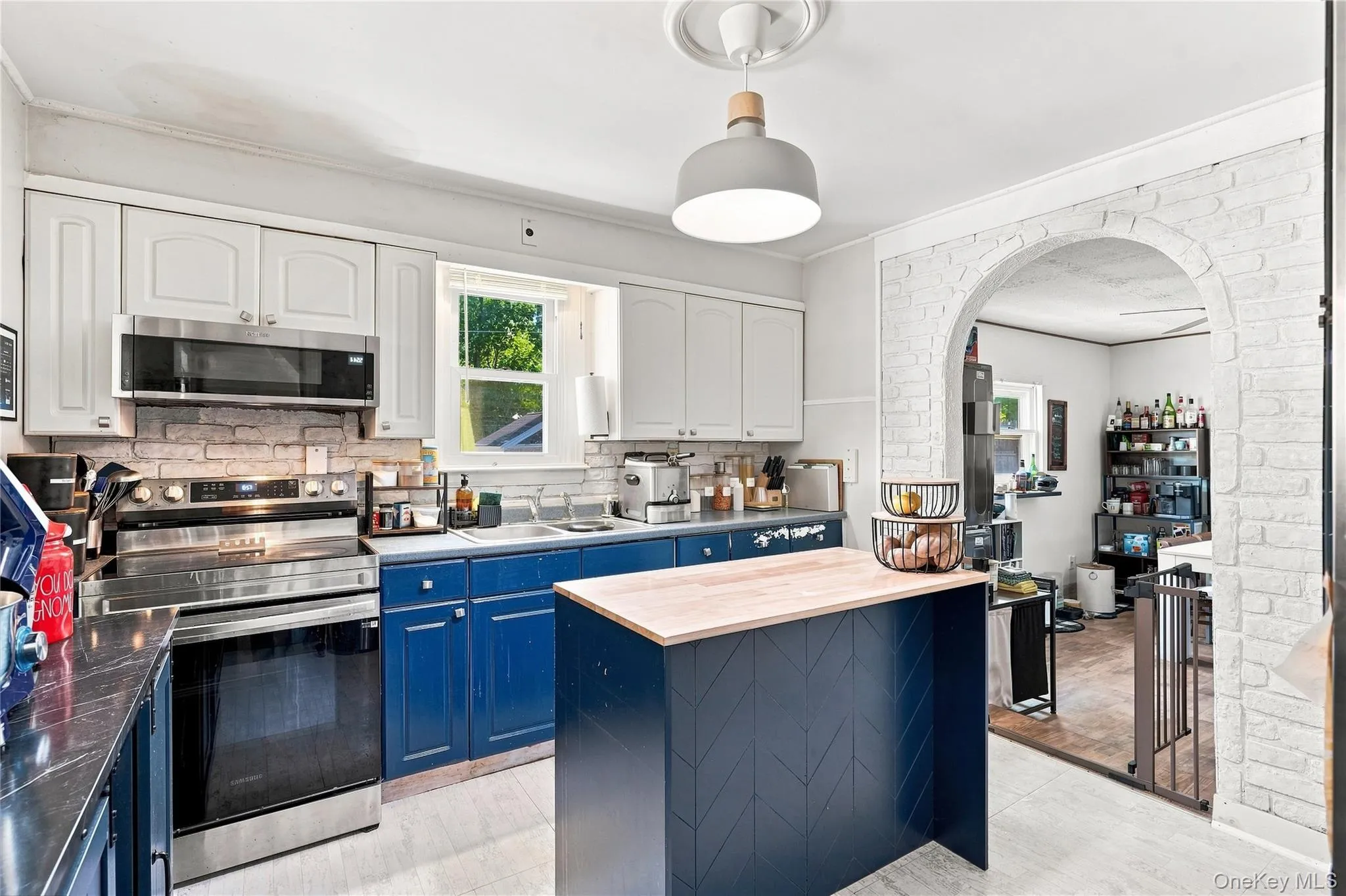 18 Underhill Avenue, Poughkeepsie, NY, 2 Bedrooms Bedrooms, 6 Rooms Rooms,1 BathroomBathrooms,Residential,For Rent,Underhill,0,1049141 18 Underhill Avenue, Poughkeepsie, NY, 2 Bedrooms Bedrooms, 6 Rooms Rooms,1 BathroomBathrooms,Residential,For Rent,Underhill,0,1049141
