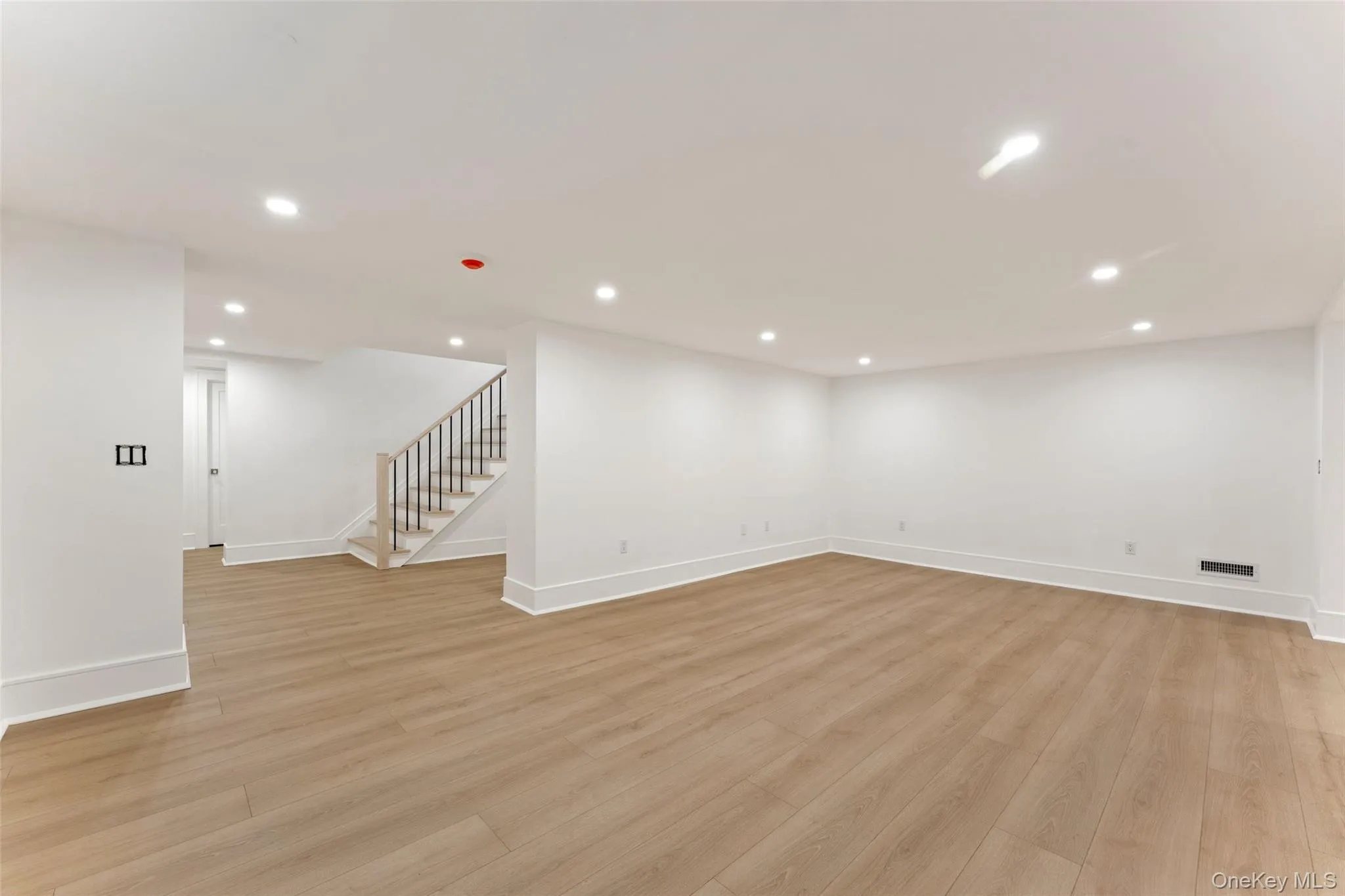 Lower level recreation with room for a gym, movie theatre and more! Lower level recreation with room for a gym, movie theatre and more!