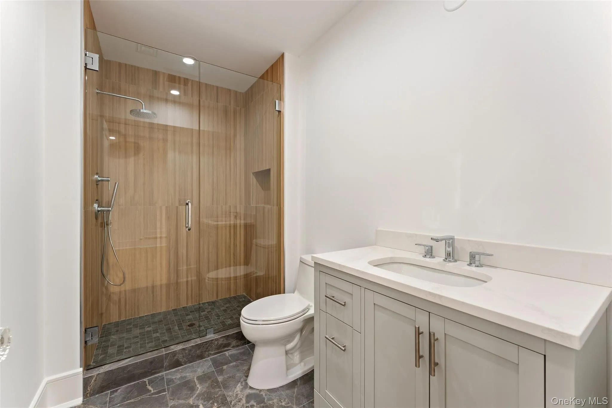 Lower Level Full Bathroom Lower Level Full Bathroom