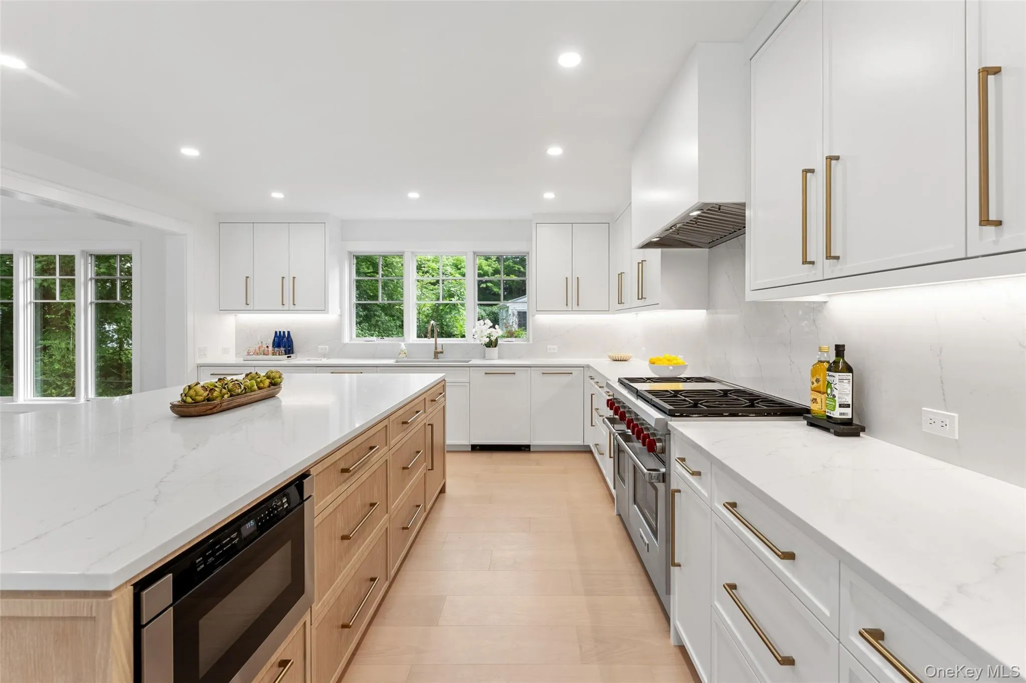 Gourmet kitchen with fleet of high end appliances Gourmet kitchen with fleet of high end appliances