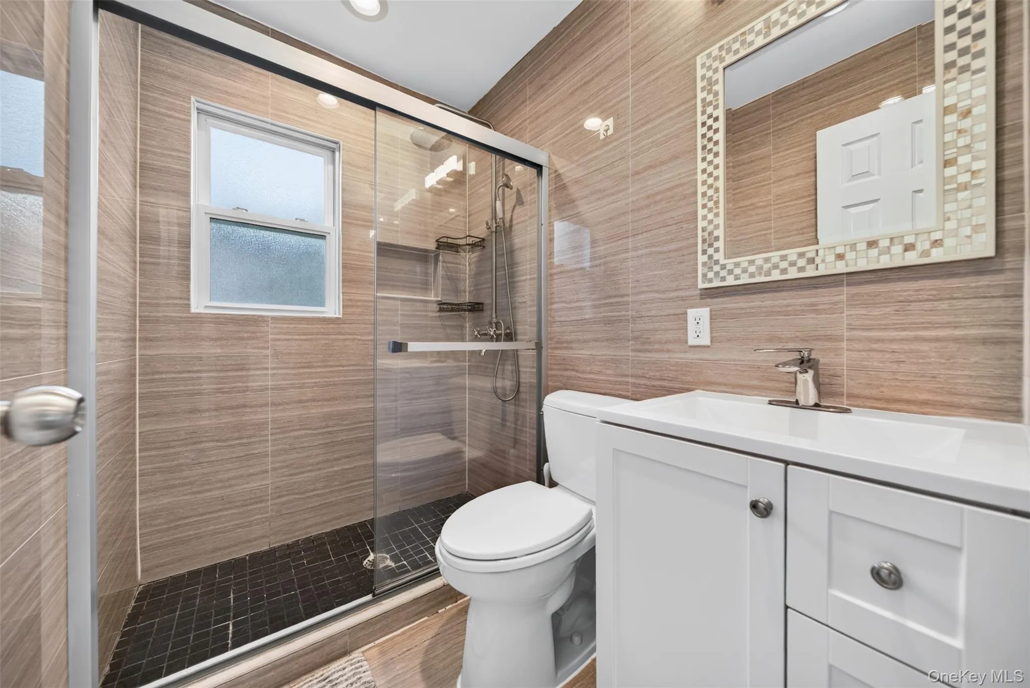 188 Arlington Street, Hempstead, NY, 3 Bedrooms Bedrooms, 7 Rooms Rooms,2 BathroomsBathrooms,Residential,For Rent,Arlington,0,1049143 188 Arlington Street, Hempstead, NY, 3 Bedrooms Bedrooms, 7 Rooms Rooms,2 BathroomsBathrooms,Residential,For Rent,Arlington,0,1049143