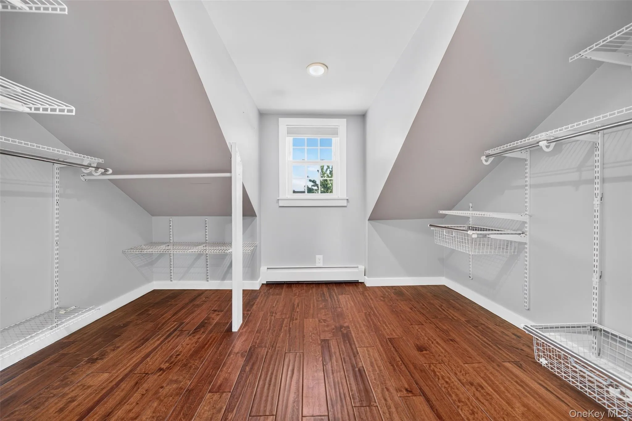 188 Arlington Street, Hempstead, NY, 3 Bedrooms Bedrooms, 7 Rooms Rooms,2 BathroomsBathrooms,Residential,For Rent,Arlington,0,1049143 188 Arlington Street, Hempstead, NY, 3 Bedrooms Bedrooms, 7 Rooms Rooms,2 BathroomsBathrooms,Residential,For Rent,Arlington,0,1049143