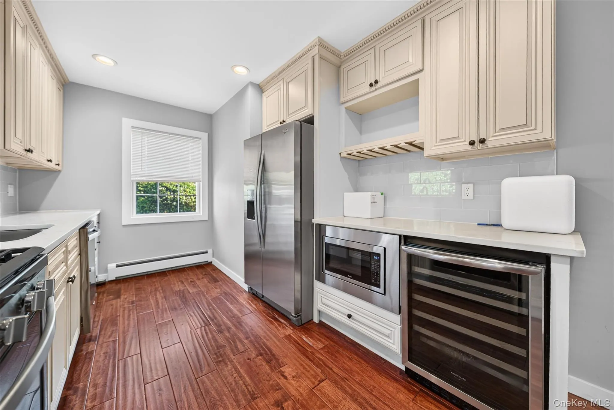 188 Arlington Street, Hempstead, NY, 3 Bedrooms Bedrooms, 7 Rooms Rooms,2 BathroomsBathrooms,Residential,For Rent,Arlington,0,1049143 188 Arlington Street, Hempstead, NY, 3 Bedrooms Bedrooms, 7 Rooms Rooms,2 BathroomsBathrooms,Residential,For Rent,Arlington,0,1049143