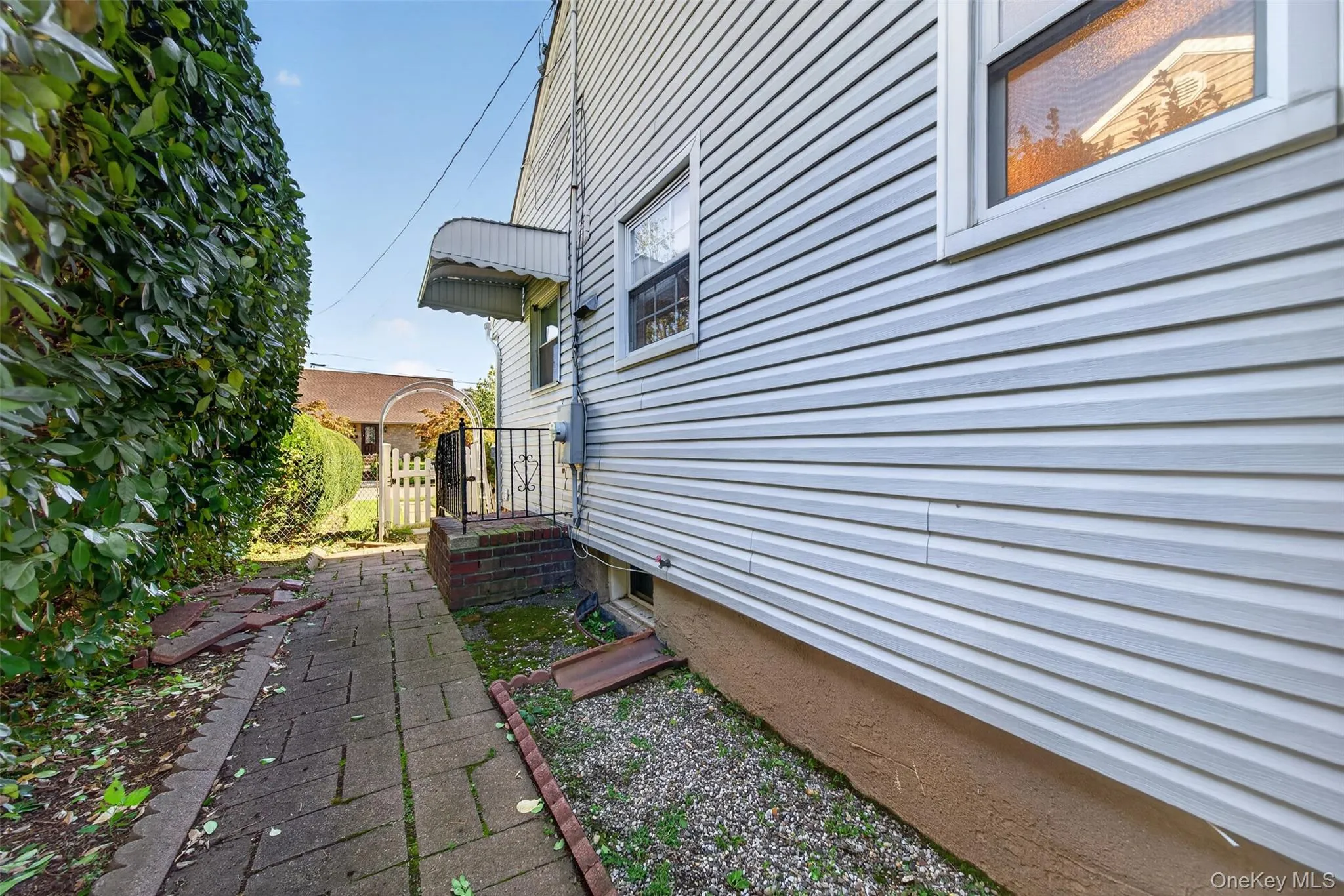 188 Arlington Street, Hempstead, NY, 3 Bedrooms Bedrooms, 7 Rooms Rooms,2 BathroomsBathrooms,Residential,For Rent,Arlington,0,1049143 188 Arlington Street, Hempstead, NY, 3 Bedrooms Bedrooms, 7 Rooms Rooms,2 BathroomsBathrooms,Residential,For Rent,Arlington,0,1049143