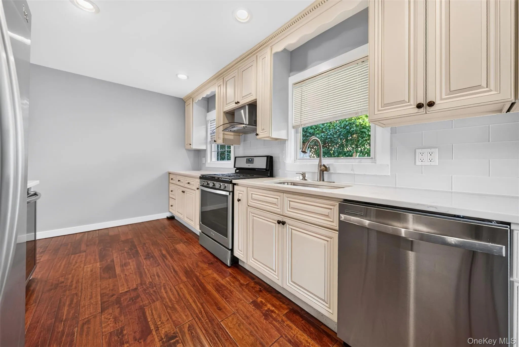 188 Arlington Street, Hempstead, NY, 3 Bedrooms Bedrooms, 7 Rooms Rooms,2 BathroomsBathrooms,Residential,For Rent,Arlington,0,1049143 188 Arlington Street, Hempstead, NY, 3 Bedrooms Bedrooms, 7 Rooms Rooms,2 BathroomsBathrooms,Residential,For Rent,Arlington,0,1049143