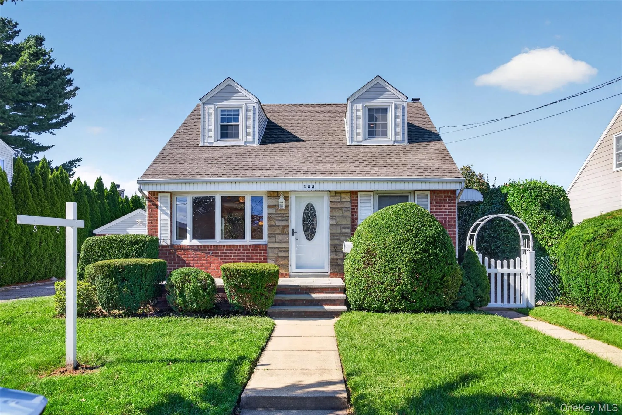 188 Arlington Street, Hempstead, NY, 3 Bedrooms Bedrooms, 7 Rooms Rooms,2 BathroomsBathrooms,Residential,For Rent,Arlington,0,1049143 188 Arlington Street, Hempstead, NY, 3 Bedrooms Bedrooms, 7 Rooms Rooms,2 BathroomsBathrooms,Residential,For Rent,Arlington,0,1049143