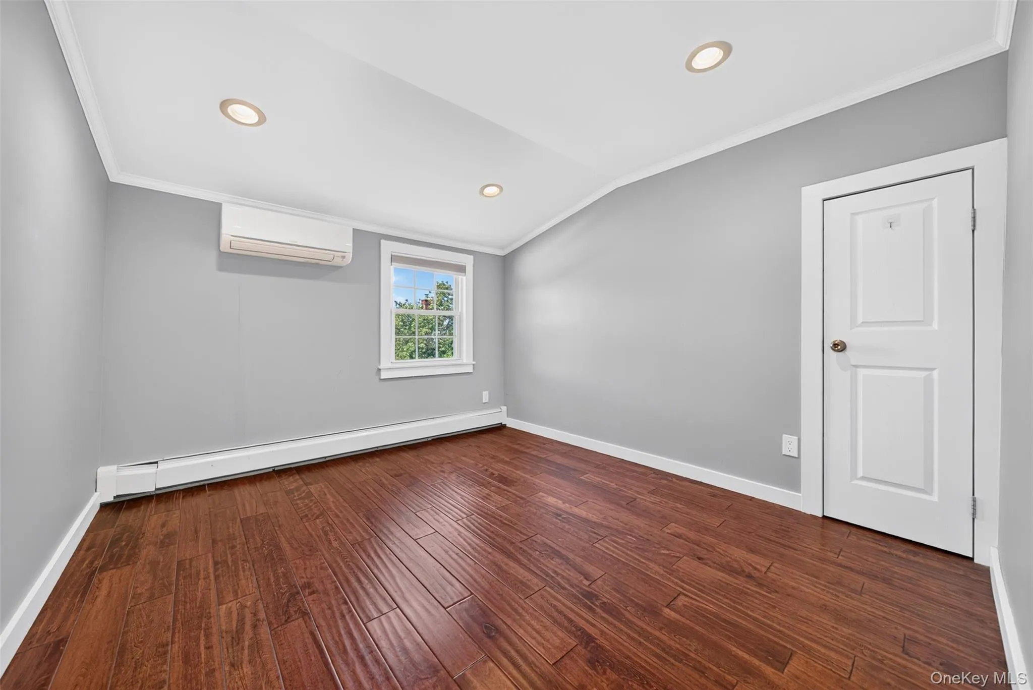 188 Arlington Street, Hempstead, NY, 3 Bedrooms Bedrooms, 7 Rooms Rooms,2 BathroomsBathrooms,Residential,For Rent,Arlington,0,1049143 188 Arlington Street, Hempstead, NY, 3 Bedrooms Bedrooms, 7 Rooms Rooms,2 BathroomsBathrooms,Residential,For Rent,Arlington,0,1049143