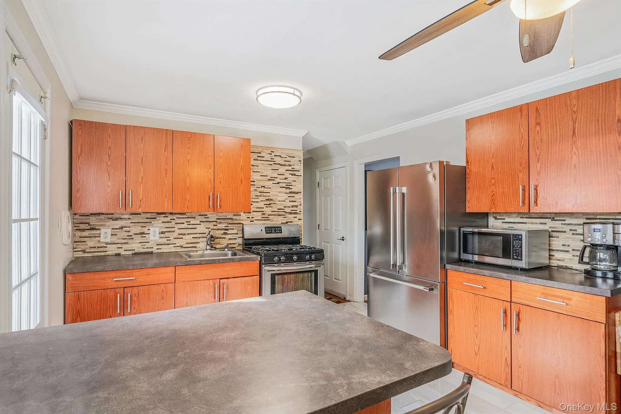 24 Lantern Street, Huntington, NY, 4 Bedrooms Bedrooms, 8 Rooms Rooms,1 BathroomBathrooms,Residential,For Rent,Lantern,0,1049147 24 Lantern Street, Huntington, NY, 4 Bedrooms Bedrooms, 8 Rooms Rooms,1 BathroomBathrooms,Residential,For Rent,Lantern,0,1049147