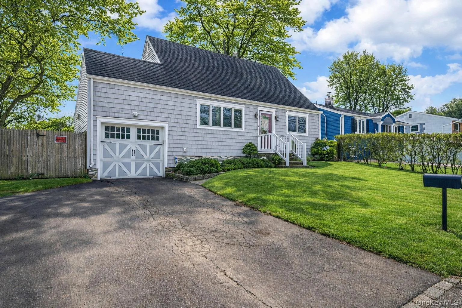 24 Lantern Street, Huntington, NY, 4 Bedrooms Bedrooms, 8 Rooms Rooms,1 BathroomBathrooms,Residential,For Rent,Lantern,0,1049147 24 Lantern Street, Huntington, NY, 4 Bedrooms Bedrooms, 8 Rooms Rooms,1 BathroomBathrooms,Residential,For Rent,Lantern,0,1049147
