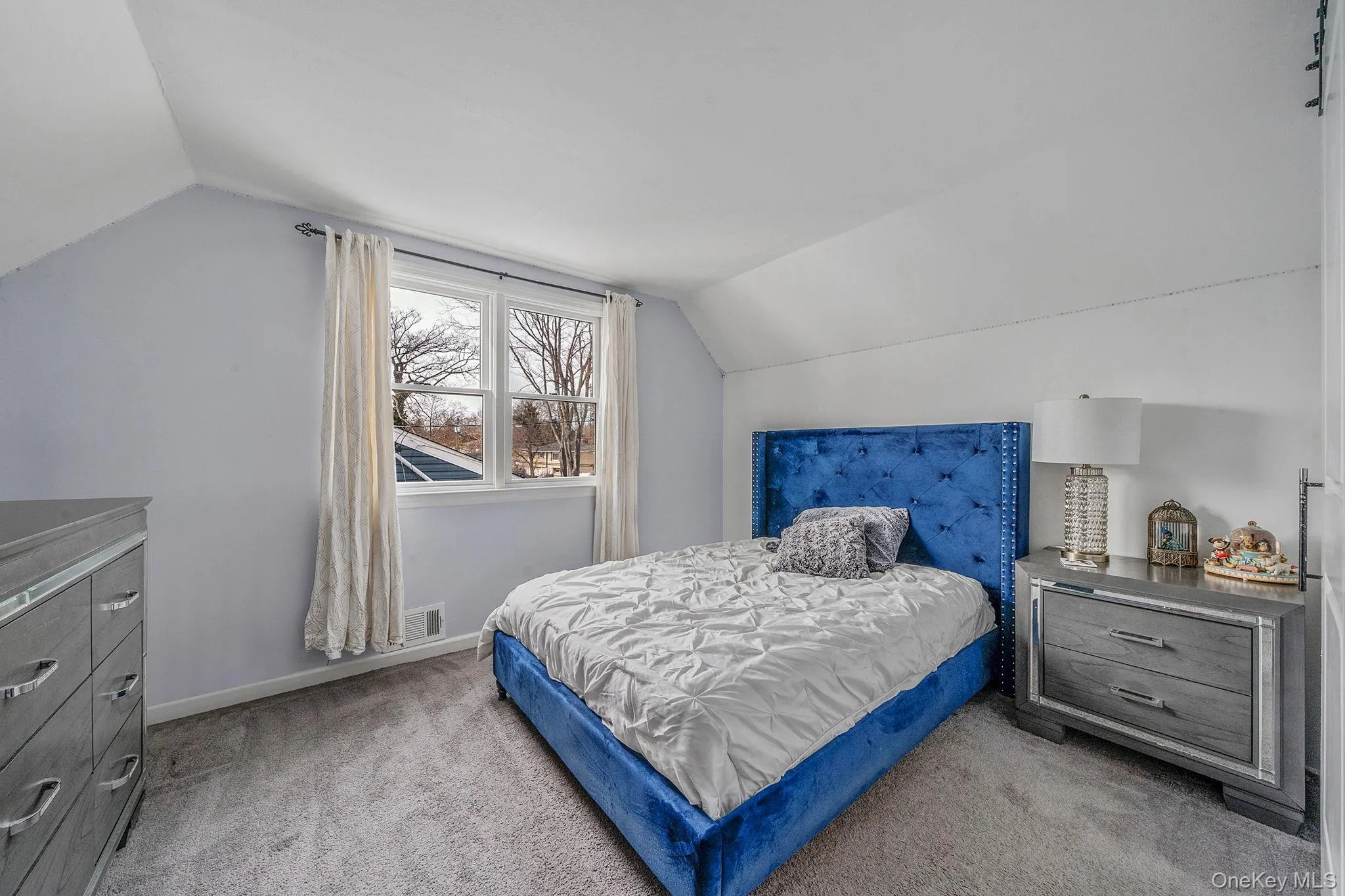 24 Lantern Street, Huntington, NY, 4 Bedrooms Bedrooms, 8 Rooms Rooms,1 BathroomBathrooms,Residential,For Rent,Lantern,0,1049147 24 Lantern Street, Huntington, NY, 4 Bedrooms Bedrooms, 8 Rooms Rooms,1 BathroomBathrooms,Residential,For Rent,Lantern,0,1049147