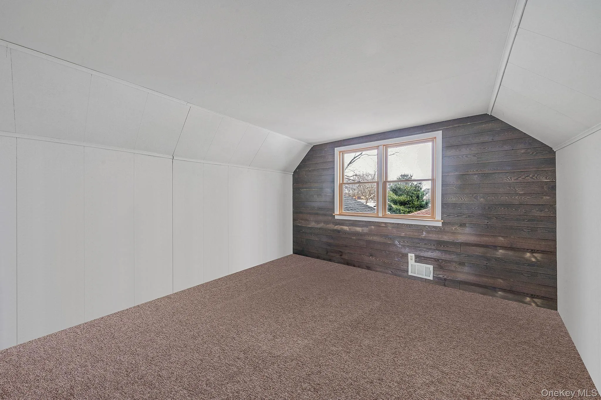 24 Lantern Street, Huntington, NY, 4 Bedrooms Bedrooms, 8 Rooms Rooms,1 BathroomBathrooms,Residential,For Rent,Lantern,0,1049147 24 Lantern Street, Huntington, NY, 4 Bedrooms Bedrooms, 8 Rooms Rooms,1 BathroomBathrooms,Residential,For Rent,Lantern,0,1049147