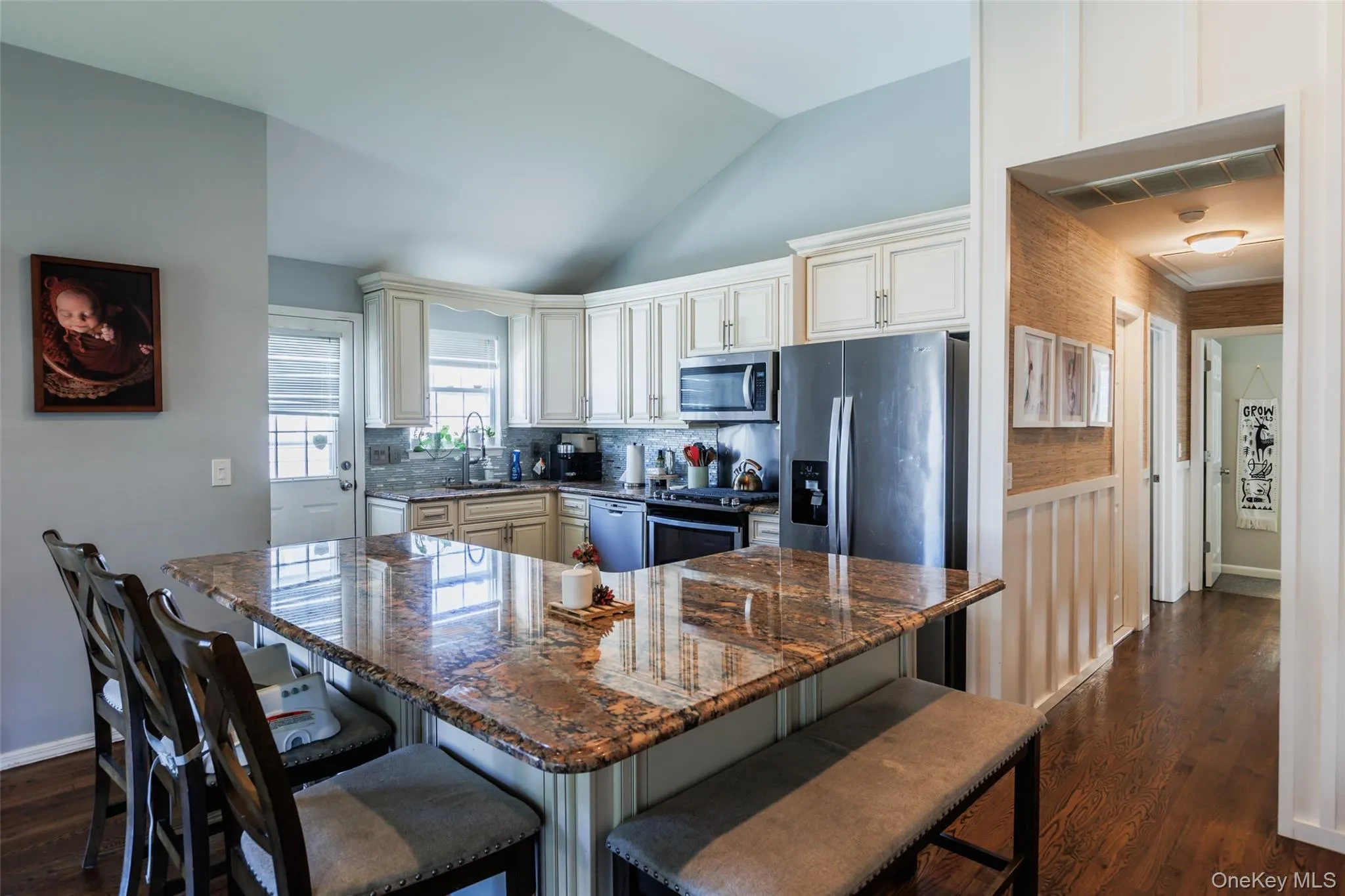 332 Myrtle Avenue, Islip, NY, 3 Bedrooms Bedrooms, 7 Rooms Rooms,2 BathroomsBathrooms,Residential,For Rent,Myrtle,0,1049150 332 Myrtle Avenue, Islip, NY, 3 Bedrooms Bedrooms, 7 Rooms Rooms,2 BathroomsBathrooms,Residential,For Rent,Myrtle,0,1049150