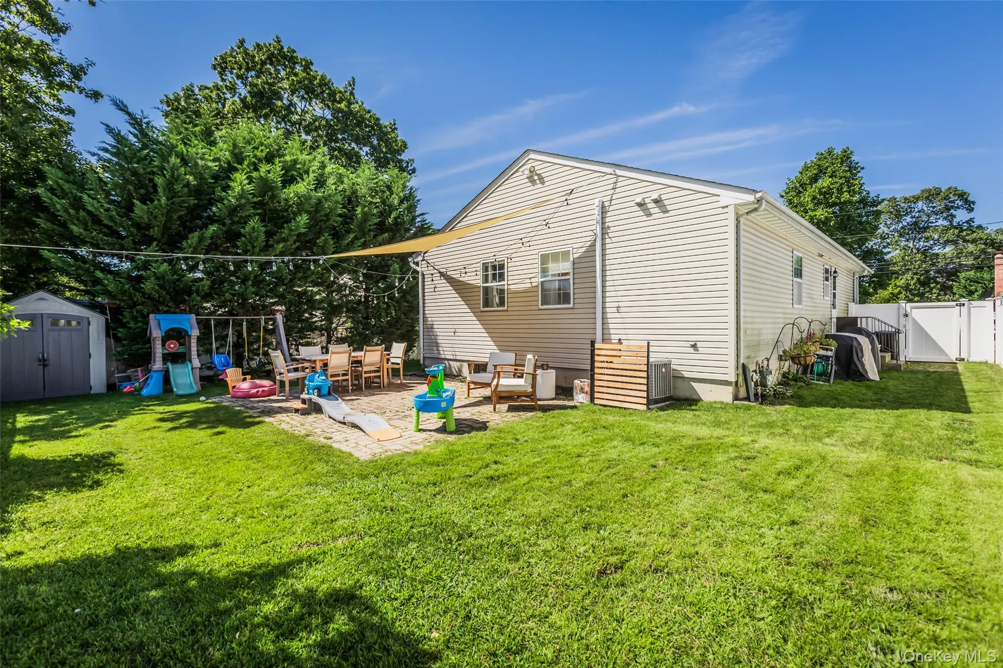 332 Myrtle Avenue, Islip, NY, 3 Bedrooms Bedrooms, 7 Rooms Rooms,2 BathroomsBathrooms,Residential,For Rent,Myrtle,0,1049150 332 Myrtle Avenue, Islip, NY, 3 Bedrooms Bedrooms, 7 Rooms Rooms,2 BathroomsBathrooms,Residential,For Rent,Myrtle,0,1049150