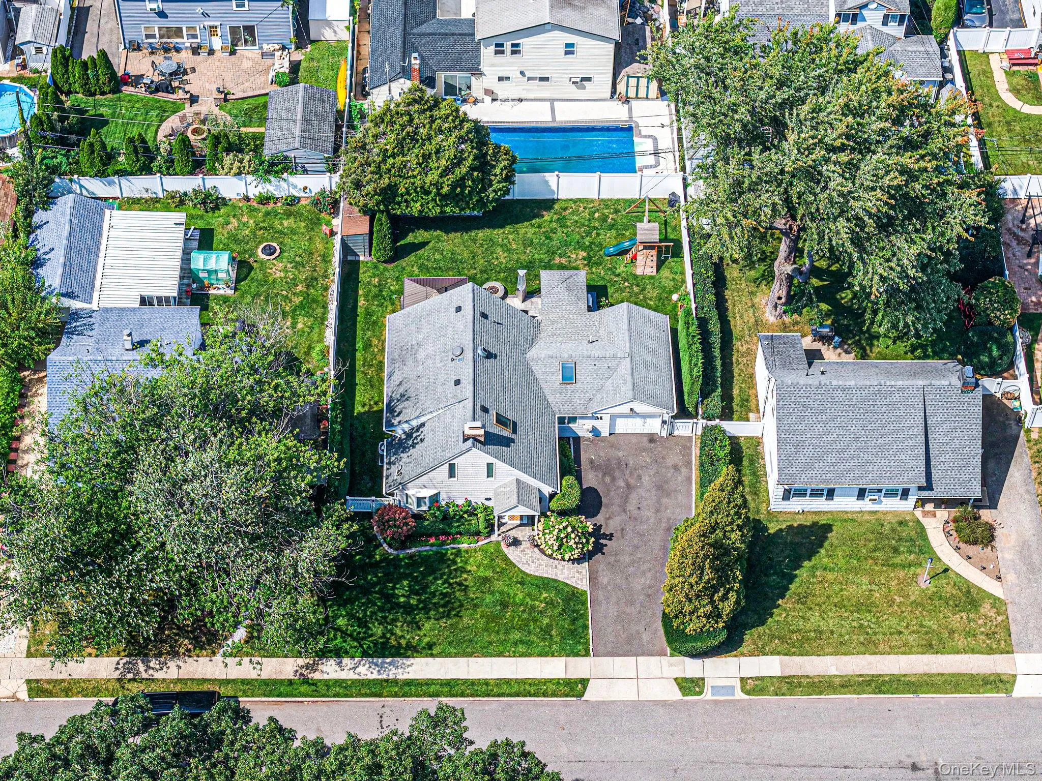 2115 Randall Avenue, Hempstead, NY, 4 Bedrooms Bedrooms, 7 Rooms Rooms,3 BathroomsBathrooms,Residential,For Rent,Randall,0,1049156 2115 Randall Avenue, Hempstead, NY, 4 Bedrooms Bedrooms, 7 Rooms Rooms,3 BathroomsBathrooms,Residential,For Rent,Randall,0,1049156
