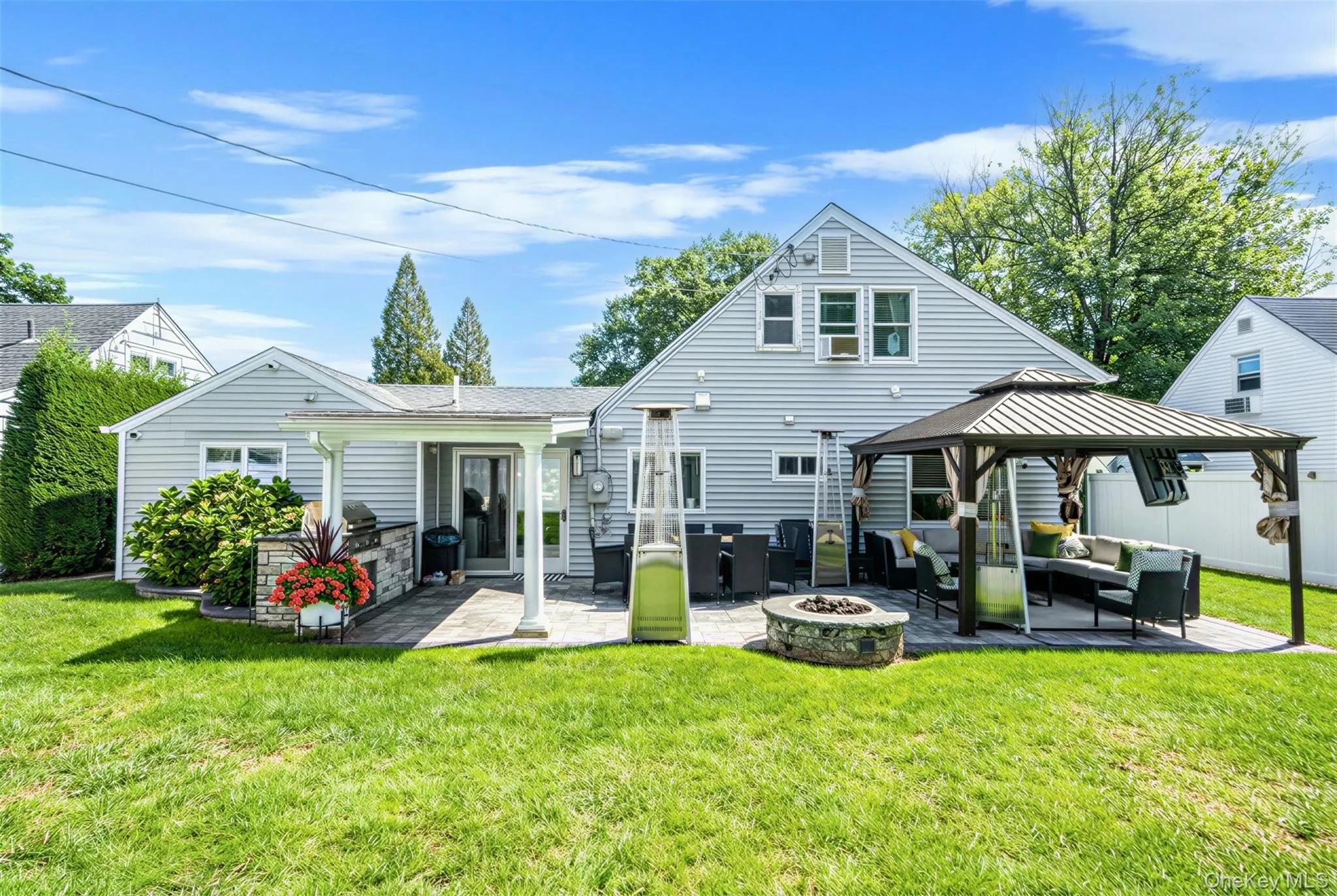 2115 Randall Avenue, Hempstead, NY, 4 Bedrooms Bedrooms, 7 Rooms Rooms,3 BathroomsBathrooms,Residential,For Rent,Randall,0,1049156 2115 Randall Avenue, Hempstead, NY, 4 Bedrooms Bedrooms, 7 Rooms Rooms,3 BathroomsBathrooms,Residential,For Rent,Randall,0,1049156