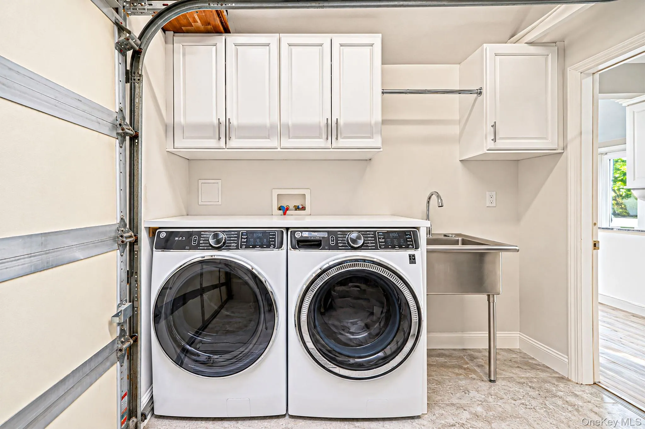 2115 Randall Avenue, Hempstead, NY, 4 Bedrooms Bedrooms, 7 Rooms Rooms,3 BathroomsBathrooms,Residential,For Rent,Randall,0,1049156 2115 Randall Avenue, Hempstead, NY, 4 Bedrooms Bedrooms, 7 Rooms Rooms,3 BathroomsBathrooms,Residential,For Rent,Randall,0,1049156