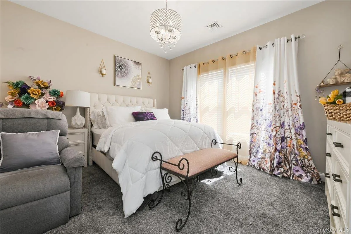 301 Anchor Court, Babylon, NY, 1 Bedroom Bedrooms, 5 Rooms Rooms,2 BathroomsBathrooms,Residential,For Rent,Anchor,0,1049158 301 Anchor Court, Babylon, NY, 1 Bedroom Bedrooms, 5 Rooms Rooms,2 BathroomsBathrooms,Residential,For Rent,Anchor,0,1049158