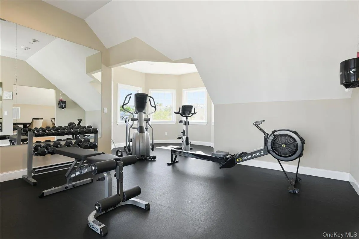 301 Anchor Court, Babylon, NY, 1 Bedroom Bedrooms, 5 Rooms Rooms,2 BathroomsBathrooms,Residential,For Rent,Anchor,0,1049158 301 Anchor Court, Babylon, NY, 1 Bedroom Bedrooms, 5 Rooms Rooms,2 BathroomsBathrooms,Residential,For Rent,Anchor,0,1049158