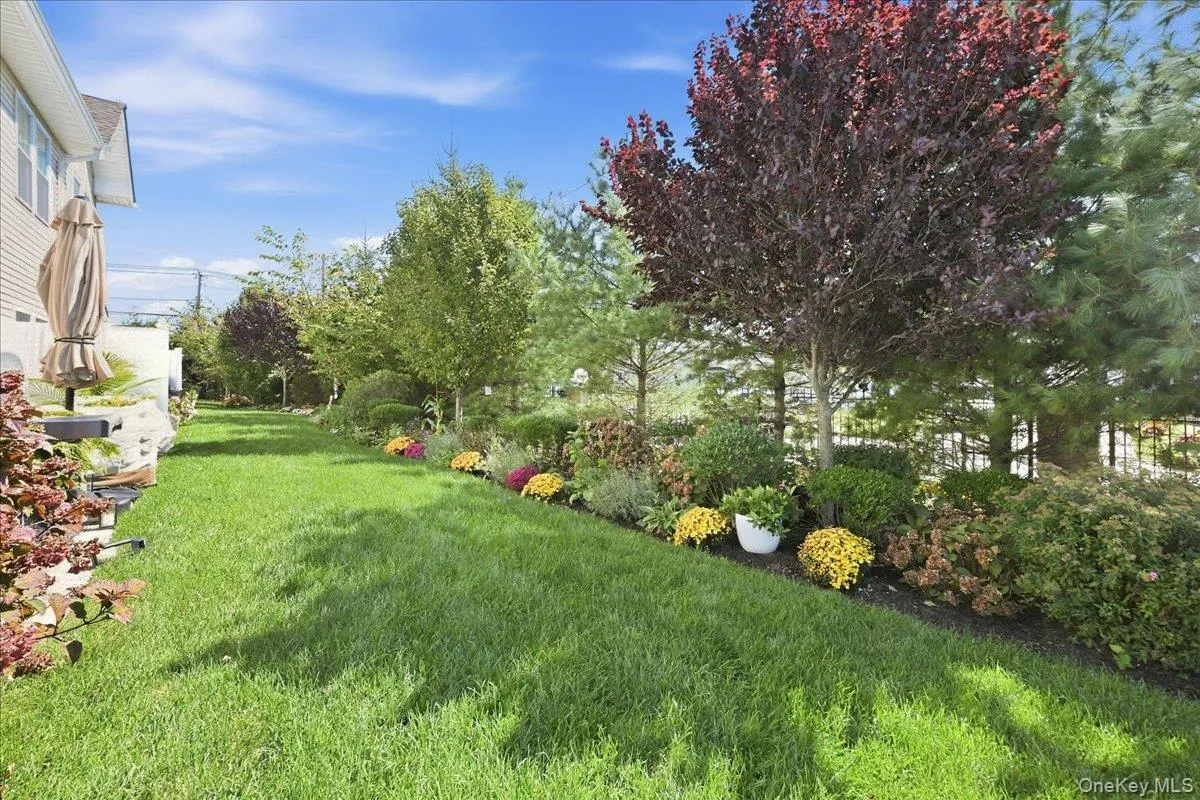 301 Anchor Court, Babylon, NY, 1 Bedroom Bedrooms, 5 Rooms Rooms,2 BathroomsBathrooms,Residential,For Rent,Anchor,0,1049158 301 Anchor Court, Babylon, NY, 1 Bedroom Bedrooms, 5 Rooms Rooms,2 BathroomsBathrooms,Residential,For Rent,Anchor,0,1049158