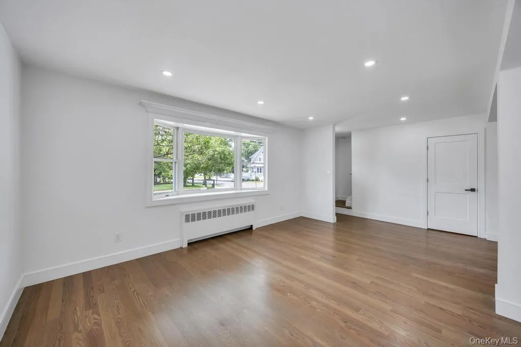 2331 Neptune Avenue, Hempstead, NY, 6 Bedrooms Bedrooms, 13 Rooms Rooms,4 BathroomsBathrooms,Residential,For Rent,Neptune,0,1049160 2331 Neptune Avenue, Hempstead, NY, 6 Bedrooms Bedrooms, 13 Rooms Rooms,4 BathroomsBathrooms,Residential,For Rent,Neptune,0,1049160