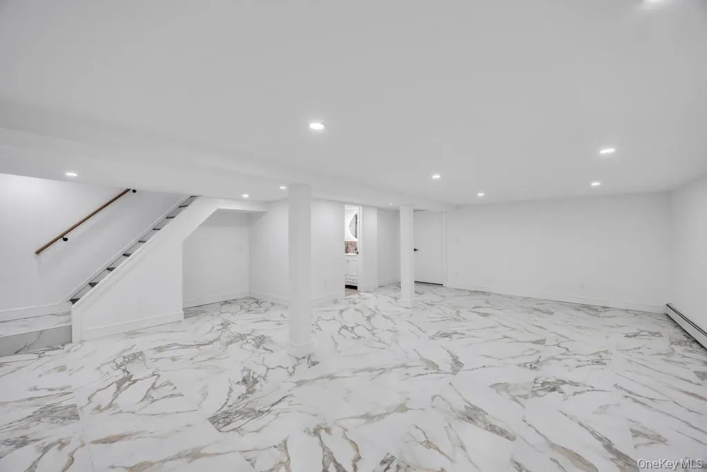 2331 Neptune Avenue, Hempstead, NY, 6 Bedrooms Bedrooms, 13 Rooms Rooms,4 BathroomsBathrooms,Residential,For Rent,Neptune,0,1049160 2331 Neptune Avenue, Hempstead, NY, 6 Bedrooms Bedrooms, 13 Rooms Rooms,4 BathroomsBathrooms,Residential,For Rent,Neptune,0,1049160