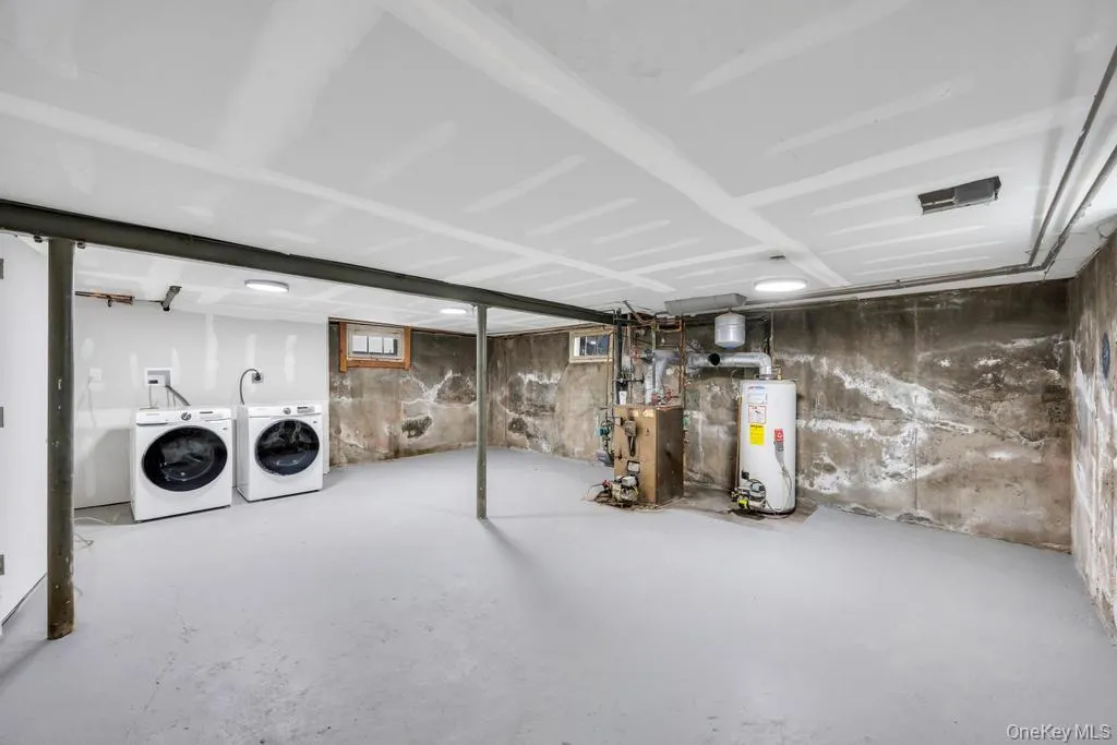 2331 Neptune Avenue, Hempstead, NY, 6 Bedrooms Bedrooms, 13 Rooms Rooms,4 BathroomsBathrooms,Residential,For Rent,Neptune,0,1049160 2331 Neptune Avenue, Hempstead, NY, 6 Bedrooms Bedrooms, 13 Rooms Rooms,4 BathroomsBathrooms,Residential,For Rent,Neptune,0,1049160
