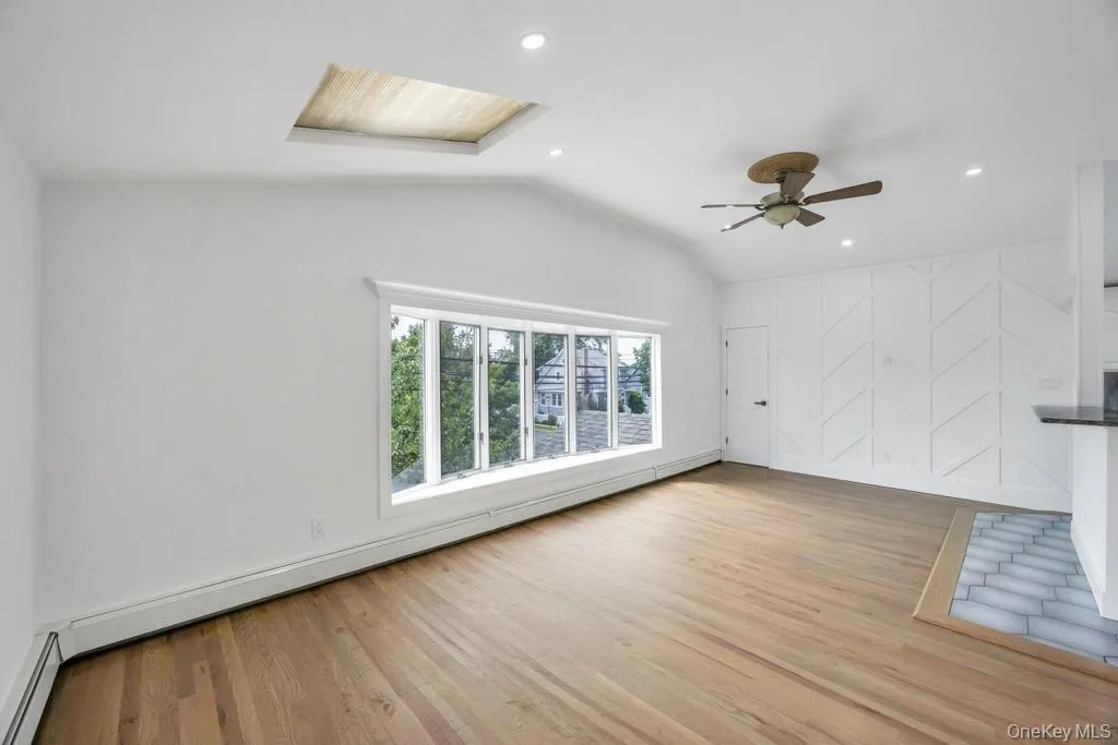 2331 Neptune Avenue, Hempstead, NY, 6 Bedrooms Bedrooms, 13 Rooms Rooms,4 BathroomsBathrooms,Residential,For Rent,Neptune,0,1049160 2331 Neptune Avenue, Hempstead, NY, 6 Bedrooms Bedrooms, 13 Rooms Rooms,4 BathroomsBathrooms,Residential,For Rent,Neptune,0,1049160