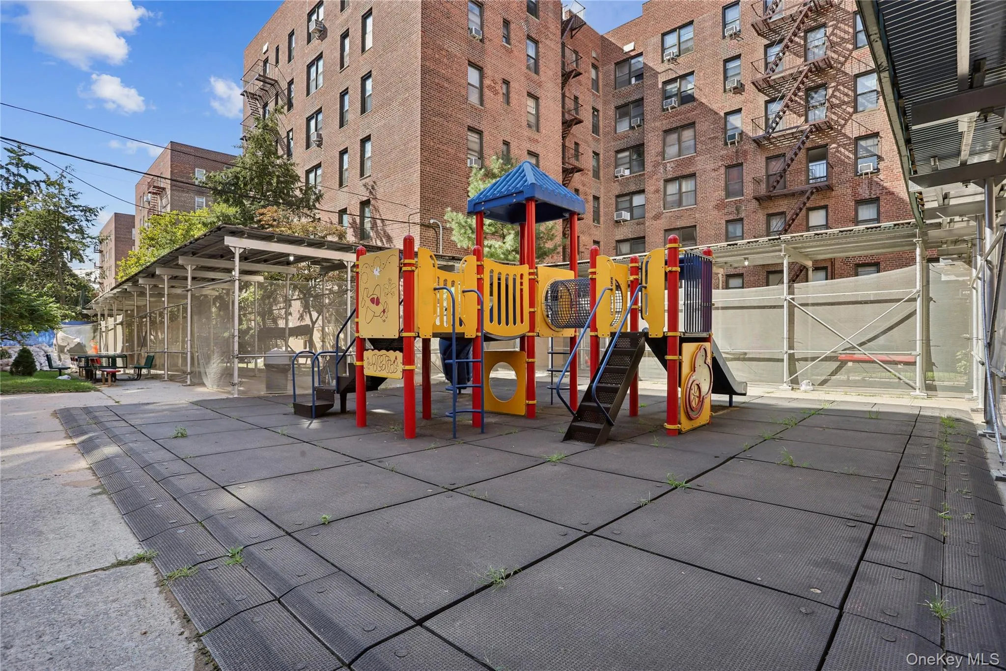 33-26 92nd Street, New York, NY, 1 Bedroom Bedrooms, 4 Rooms Rooms,1 BathroomBathrooms,Residential,For Rent,92nd,0,1049165 33-26 92nd Street, New York, NY, 1 Bedroom Bedrooms, 4 Rooms Rooms,1 BathroomBathrooms,Residential,For Rent,92nd,0,1049165