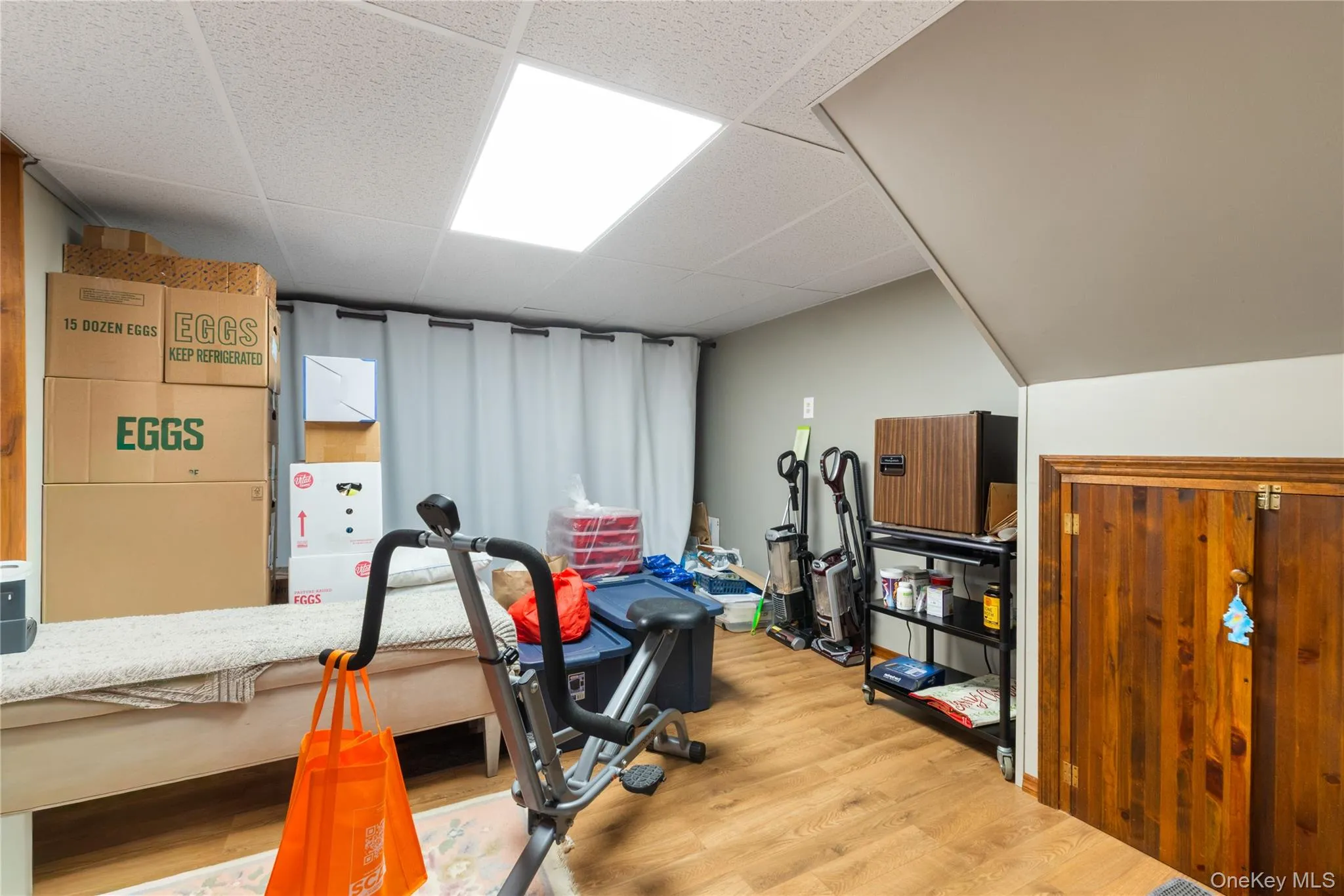 6 Hamlet Court, Wappinger, NY, 3 Bedrooms Bedrooms, 6 Rooms Rooms,1 BathroomBathrooms,Residential,For Rent,Hamlet,0,1049169 6 Hamlet Court, Wappinger, NY, 3 Bedrooms Bedrooms, 6 Rooms Rooms,1 BathroomBathrooms,Residential,For Rent,Hamlet,0,1049169