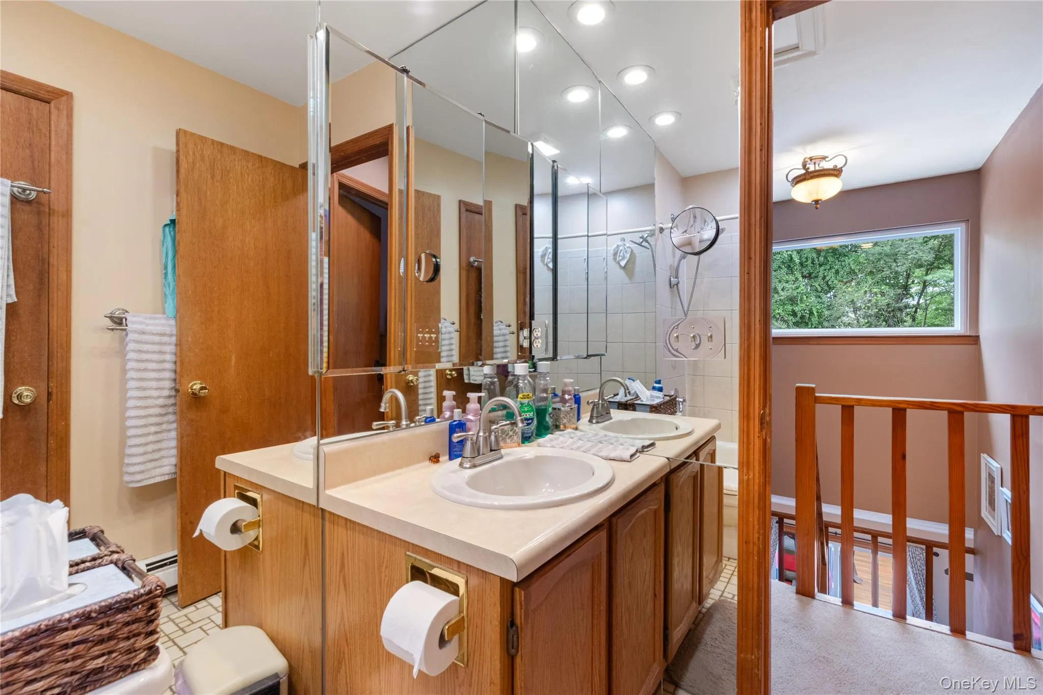 6 Hamlet Court, Wappinger, NY, 3 Bedrooms Bedrooms, 6 Rooms Rooms,1 BathroomBathrooms,Residential,For Rent,Hamlet,0,1049169 6 Hamlet Court, Wappinger, NY, 3 Bedrooms Bedrooms, 6 Rooms Rooms,1 BathroomBathrooms,Residential,For Rent,Hamlet,0,1049169