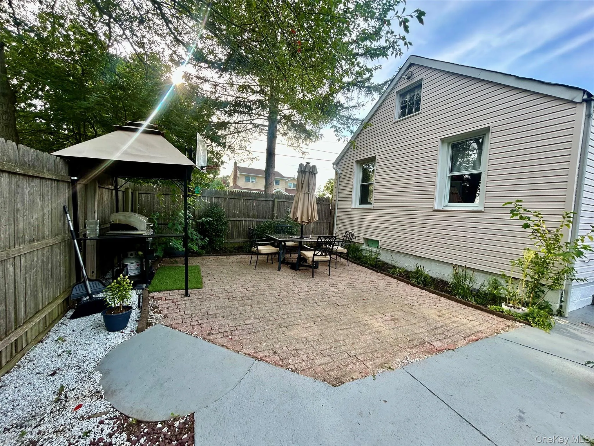 302 Mc Call Avenue, Islip, NY, 2 Bedrooms Bedrooms, 4 Rooms Rooms,1 BathroomBathrooms,Residential,For Rent,Mc Call,0,1049173 302 Mc Call Avenue, Islip, NY, 2 Bedrooms Bedrooms, 4 Rooms Rooms,1 BathroomBathrooms,Residential,For Rent,Mc Call,0,1049173