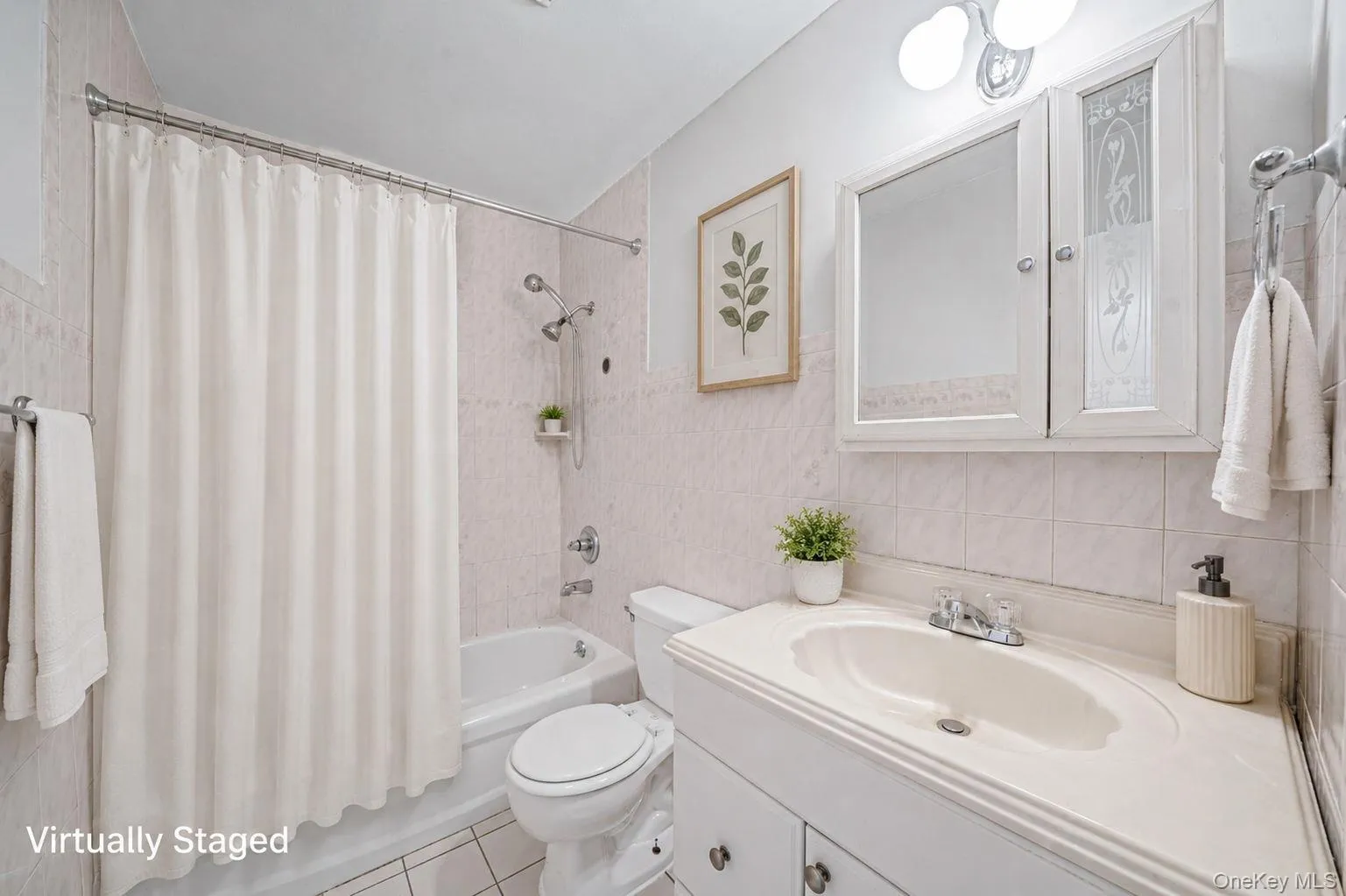 9 Carson Lane, Brookhaven, NY, 3 Bedrooms Bedrooms, 6 Rooms Rooms,1 BathroomBathrooms,Residential,For Rent,Carson,0,1049179 9 Carson Lane, Brookhaven, NY, 3 Bedrooms Bedrooms, 6 Rooms Rooms,1 BathroomBathrooms,Residential,For Rent,Carson,0,1049179