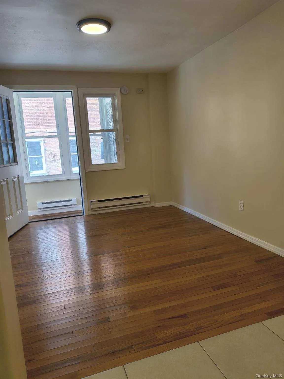 41 Scudder Avenue, Huntington, NY, 3 Bedroom Bedrooms, 5 Room Rooms,1 BathroomBathrooms,Residential Lease,For Rent,Scudder,0,1049180 41 Scudder Avenue, Huntington, NY, 3 Bedroom Bedrooms, 5 Room Rooms,1 BathroomBathrooms,Residential Lease,For Rent,Scudder,0,1049180
