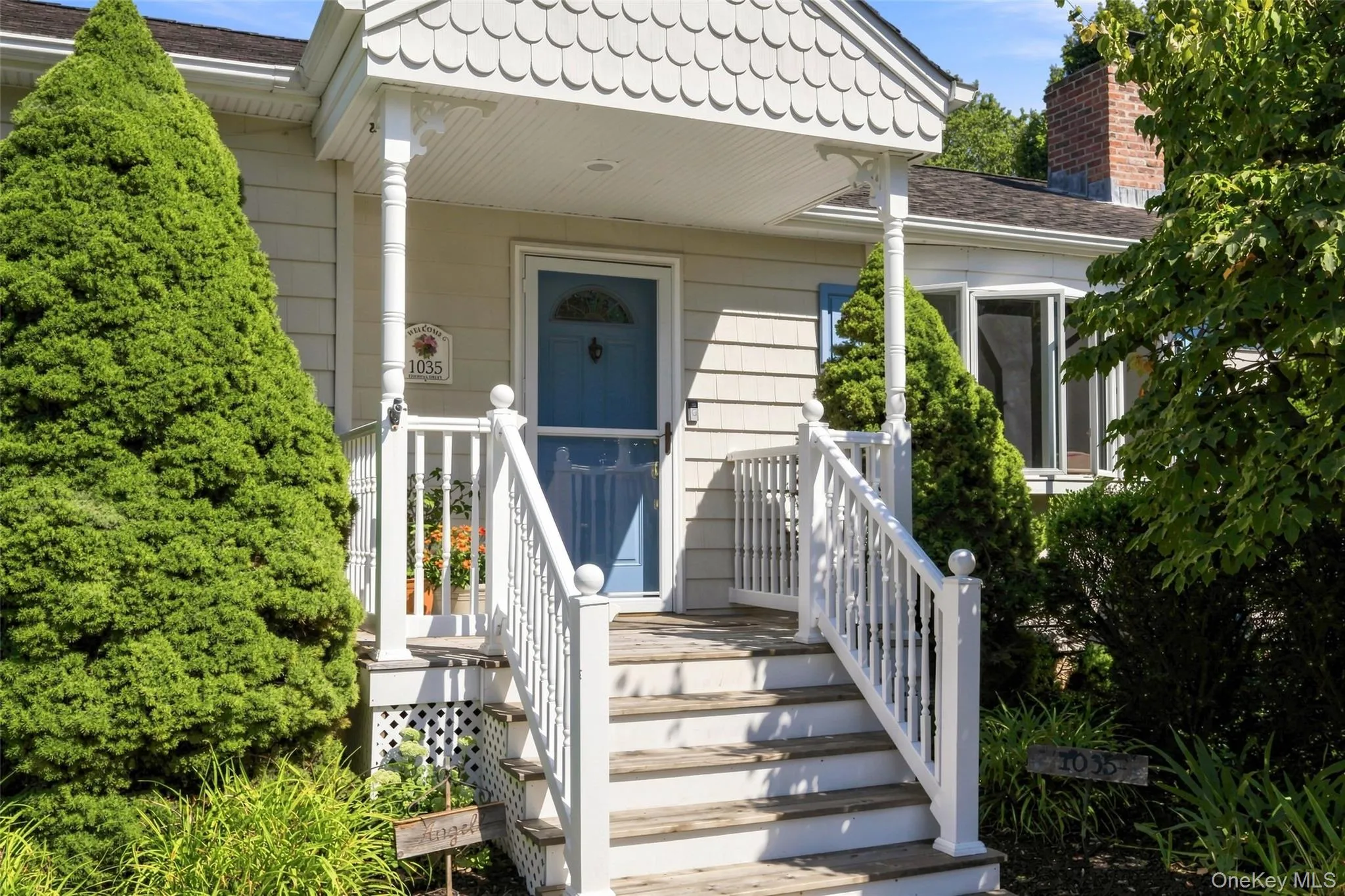 1035 Theresa Drive, Southold, NY, 3 Bedrooms Bedrooms, 5 Rooms Rooms,2 BathroomsBathrooms,Residential,For Rent,Theresa,0,1049184 1035 Theresa Drive, Southold, NY, 3 Bedrooms Bedrooms, 5 Rooms Rooms,2 BathroomsBathrooms,Residential,For Rent,Theresa,0,1049184