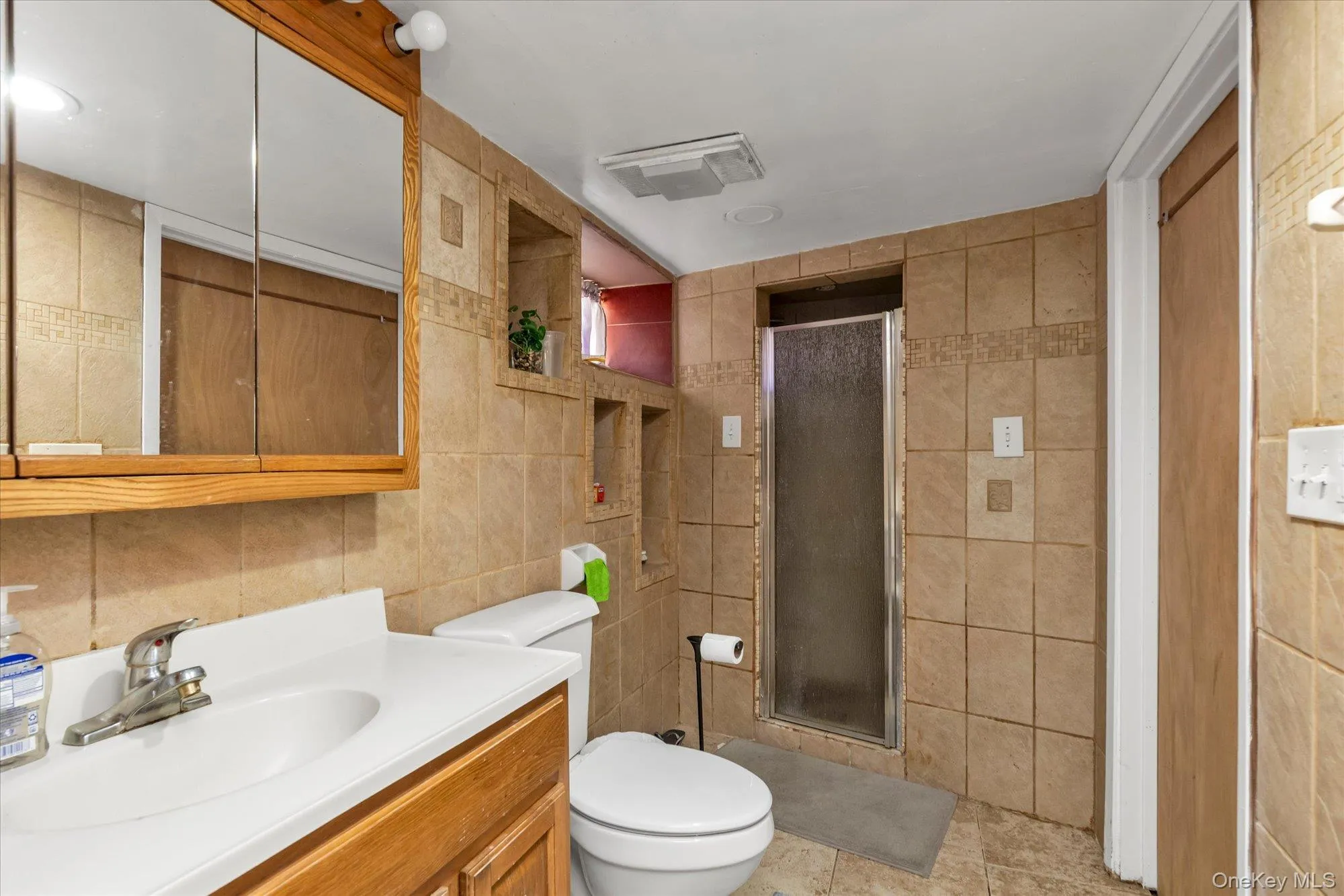 15 Hudson Avenue, Hempstead, NY, 3 Bedrooms Bedrooms, 8 Rooms Rooms,2 BathroomsBathrooms,Residential,For Rent,Hudson,0,1049185 15 Hudson Avenue, Hempstead, NY, 3 Bedrooms Bedrooms, 8 Rooms Rooms,2 BathroomsBathrooms,Residential,For Rent,Hudson,0,1049185
