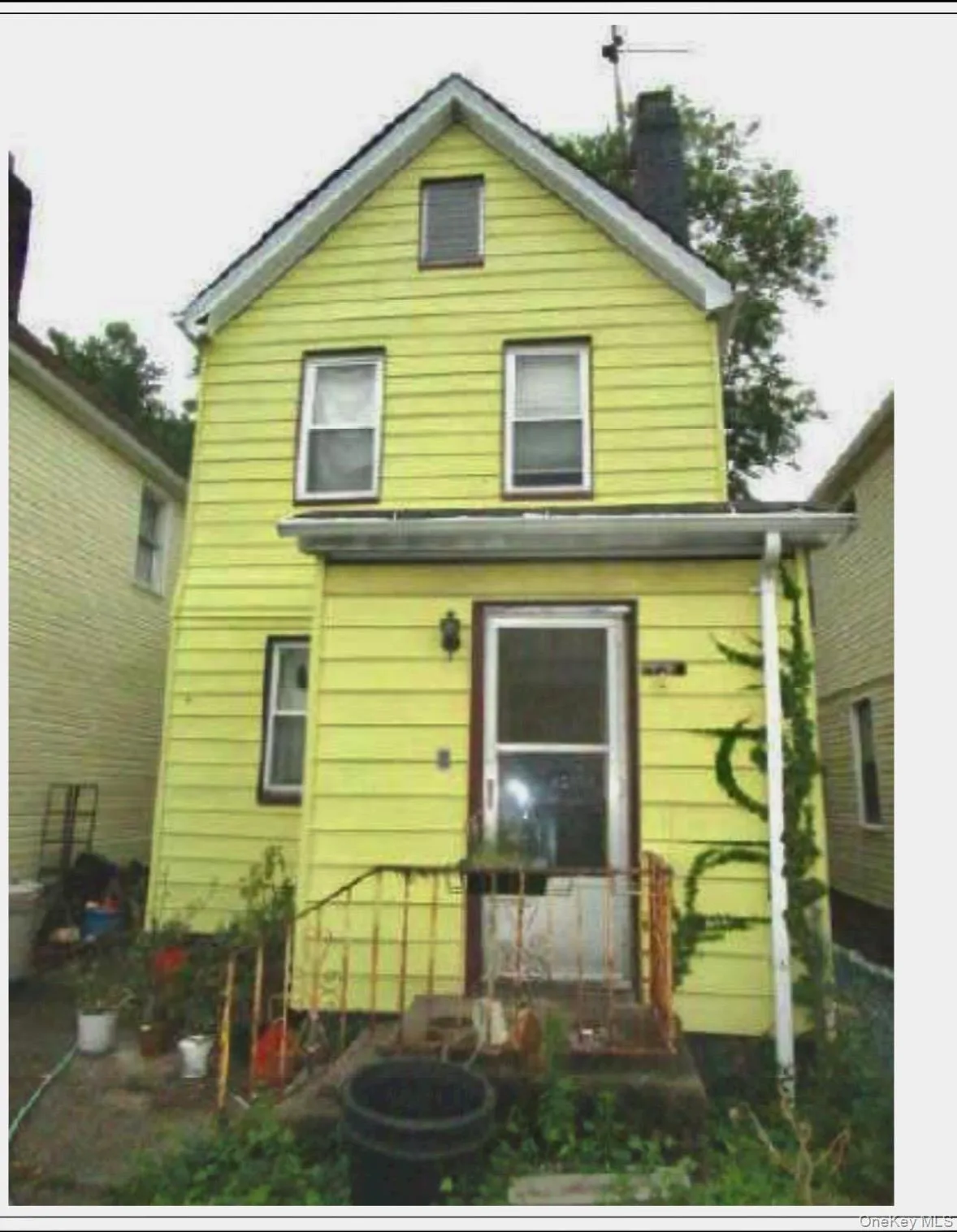 62-95 Austin Street, New York, NY, 3 Bedrooms Bedrooms, 7 Rooms Rooms,1 BathroomBathrooms,Residential,For Rent,Austin,0,1049191 62-95 Austin Street, New York, NY, 3 Bedrooms Bedrooms, 7 Rooms Rooms,1 BathroomBathrooms,Residential,For Rent,Austin,0,1049191