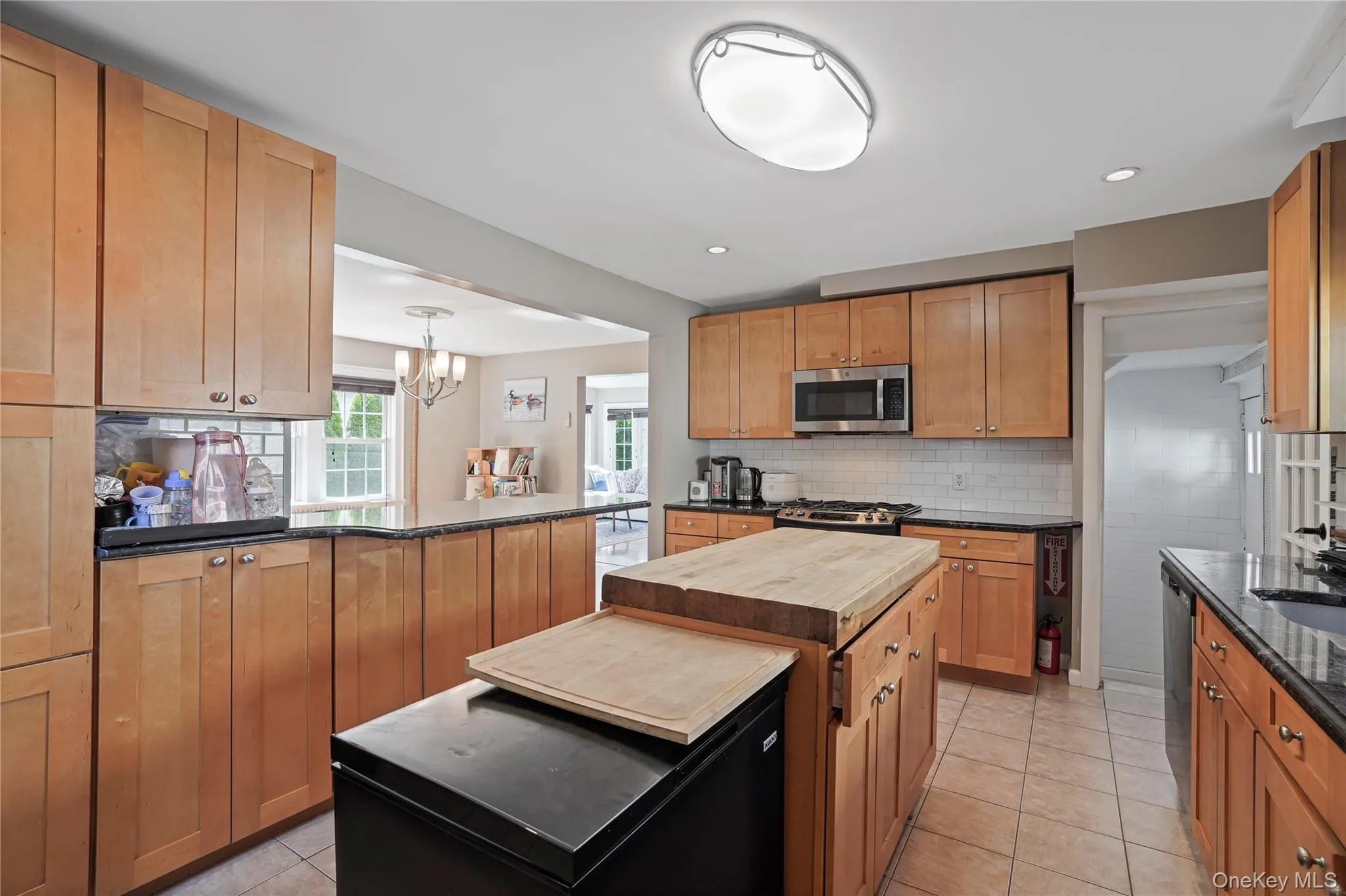 Plenty Of Cabinets For Storage & Lots Of Prep Space Plenty Of Cabinets For Storage & Lots Of Prep Space