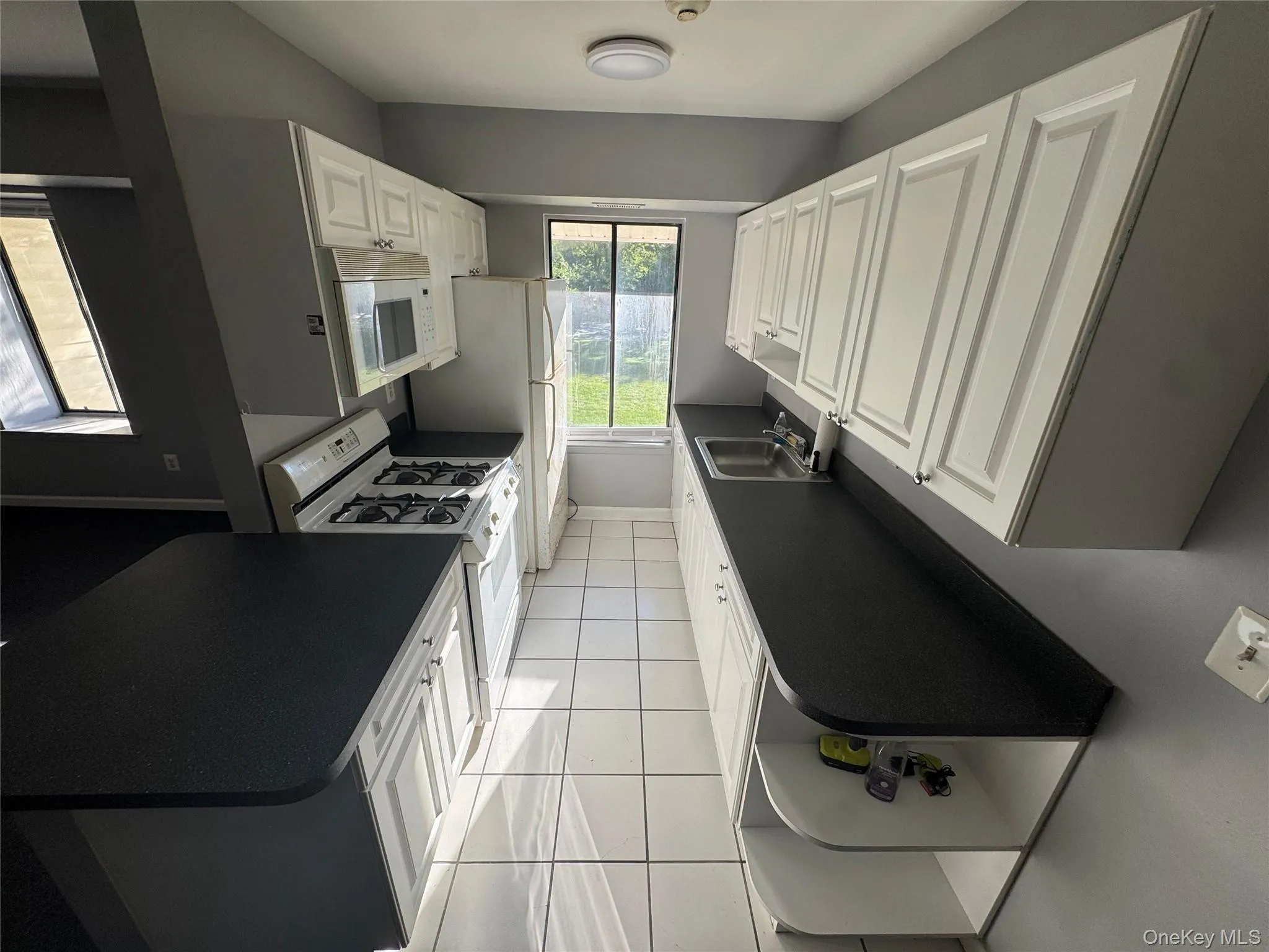 4 Grande CT, Brookhaven, NY, 1 Bedroom Bedrooms, 4 Rooms Rooms,1 BathroomBathrooms,Residential,For Rent,Grande CT,0,1049201 4 Grande CT, Brookhaven, NY, 1 Bedroom Bedrooms, 4 Rooms Rooms,1 BathroomBathrooms,Residential,For Rent,Grande CT,0,1049201