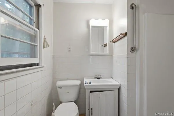 6 Thomas Street, Thompson, NY, 3 Bedrooms Bedrooms, 5 Rooms Rooms,2 BathroomsBathrooms,Residential,For Rent,Thomas,0,1049204 6 Thomas Street, Thompson, NY, 3 Bedrooms Bedrooms, 5 Rooms Rooms,2 BathroomsBathrooms,Residential,For Rent,Thomas,0,1049204