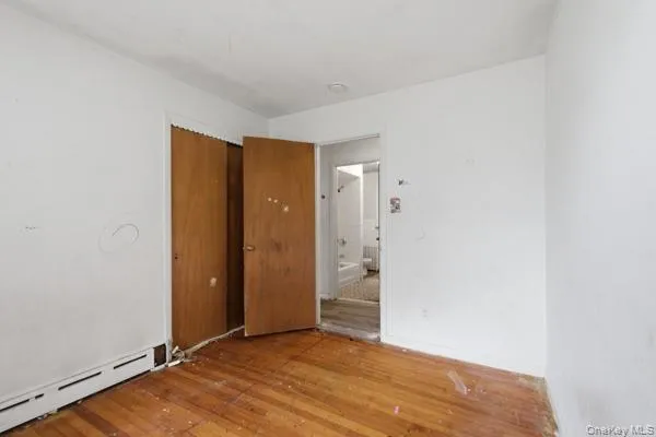 6 Thomas Street, Thompson, NY, 3 Bedrooms Bedrooms, 5 Rooms Rooms,2 BathroomsBathrooms,Residential,For Rent,Thomas,0,1049204 6 Thomas Street, Thompson, NY, 3 Bedrooms Bedrooms, 5 Rooms Rooms,2 BathroomsBathrooms,Residential,For Rent,Thomas,0,1049204