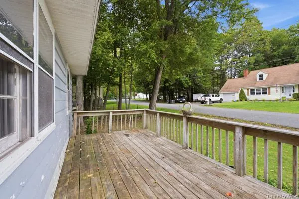 6 Thomas Street, Thompson, NY, 3 Bedrooms Bedrooms, 5 Rooms Rooms,2 BathroomsBathrooms,Residential,For Rent,Thomas,0,1049204 6 Thomas Street, Thompson, NY, 3 Bedrooms Bedrooms, 5 Rooms Rooms,2 BathroomsBathrooms,Residential,For Rent,Thomas,0,1049204