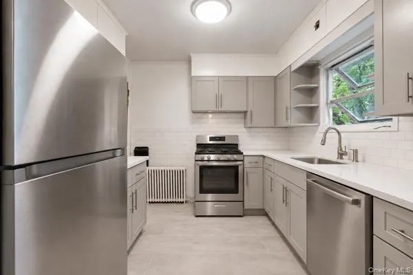 6 Thomas Street, Thompson, NY, 3 Bedrooms Bedrooms, 5 Rooms Rooms,2 BathroomsBathrooms,Residential,For Rent,Thomas,0,1049204 6 Thomas Street, Thompson, NY, 3 Bedrooms Bedrooms, 5 Rooms Rooms,2 BathroomsBathrooms,Residential,For Rent,Thomas,0,1049204