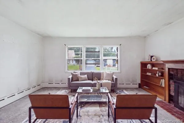 6 Thomas Street, Thompson, NY, 3 Bedrooms Bedrooms, 5 Rooms Rooms,2 BathroomsBathrooms,Residential,For Rent,Thomas,0,1049204 6 Thomas Street, Thompson, NY, 3 Bedrooms Bedrooms, 5 Rooms Rooms,2 BathroomsBathrooms,Residential,For Rent,Thomas,0,1049204